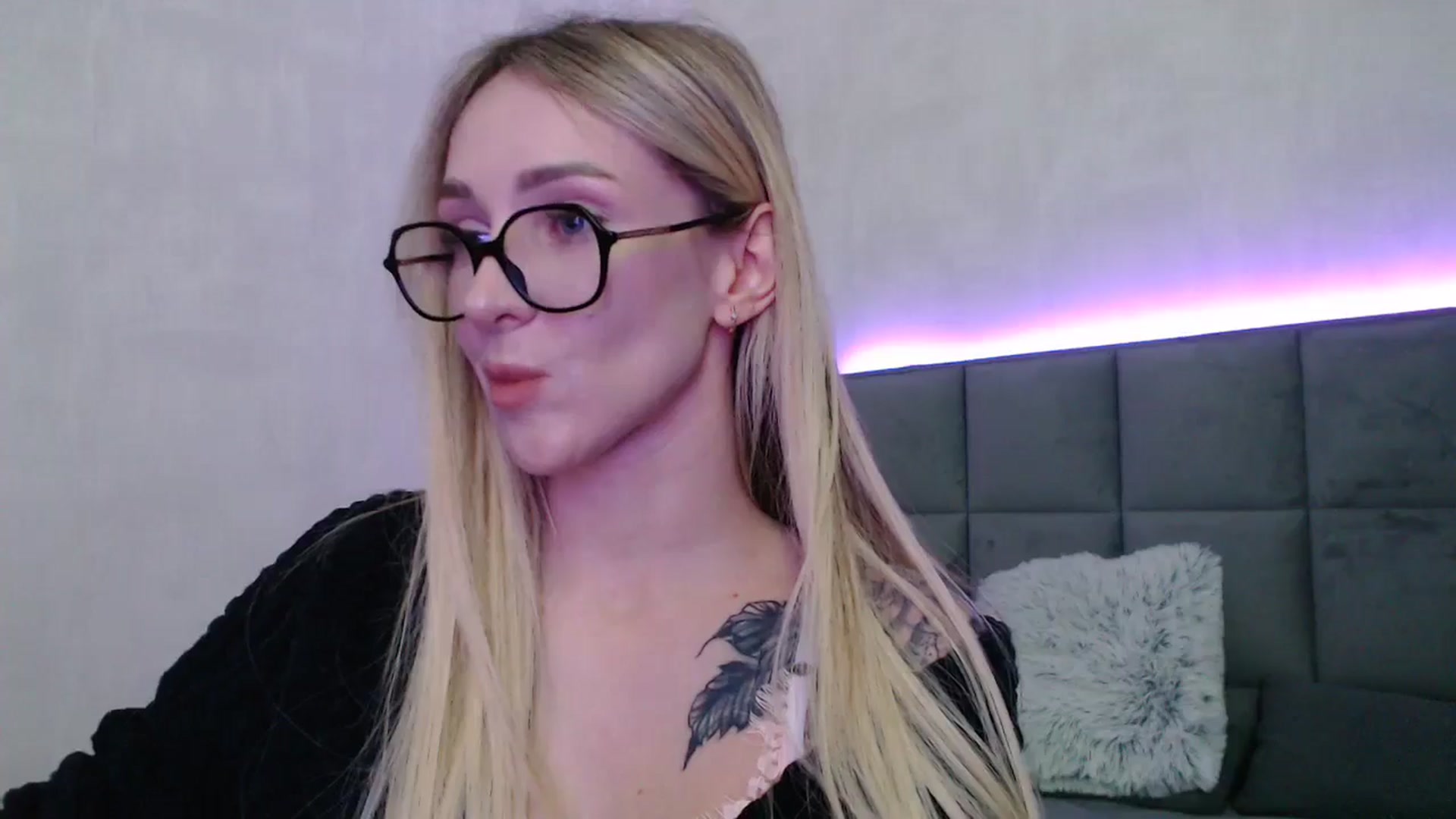 Gallery image thumbnail from Hot_ALISA's myfreecams stream on, 05/03/2026, 08:58 image 18 of 20