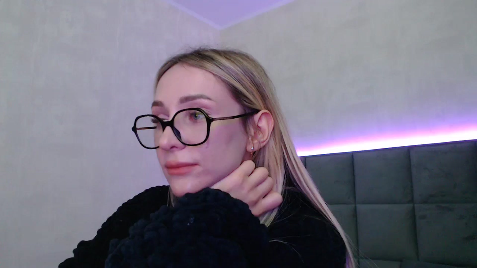 Gallery image thumbnail from Hot_ALISA's myfreecams stream on, 05/03/2026, 10:06 image 19 of 20