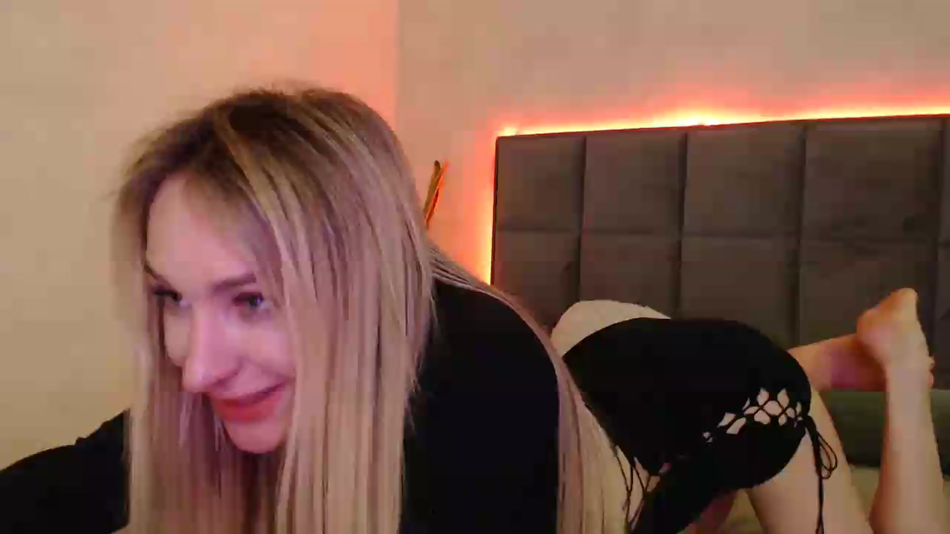 Gallery image thumbnail from Hot_ALISA's myfreecams stream on, 05/12/2026, 11:12 image 14 of 20