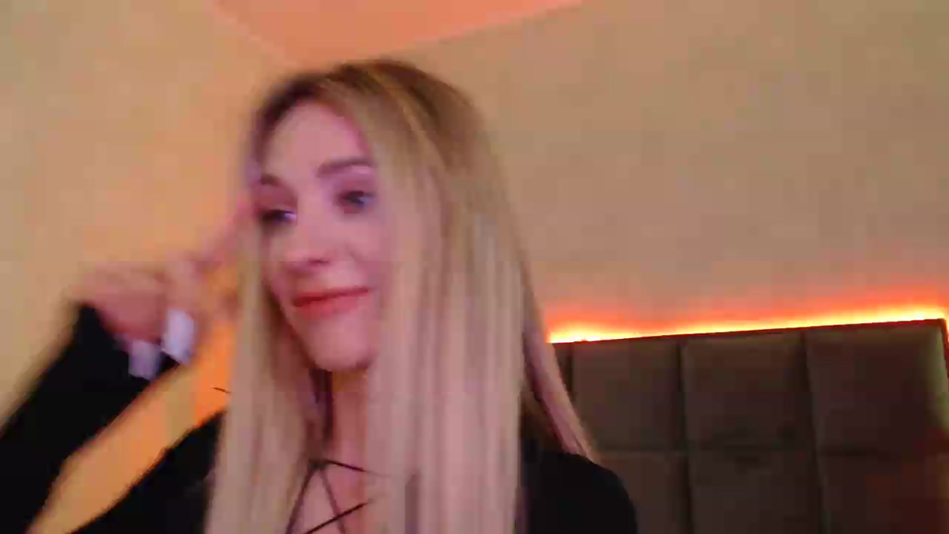 Gallery image thumbnail from Hot_ALISA's myfreecams stream on, 05/12/2026, 11:12 image 6 of 20