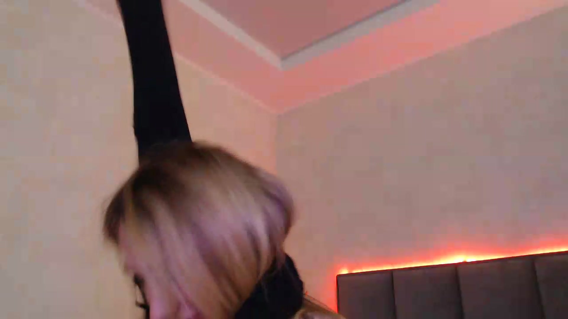 Gallery image thumbnail from Hot_ALISA's myfreecams stream on, 05/12/2026, 11:12 image 2 of 20