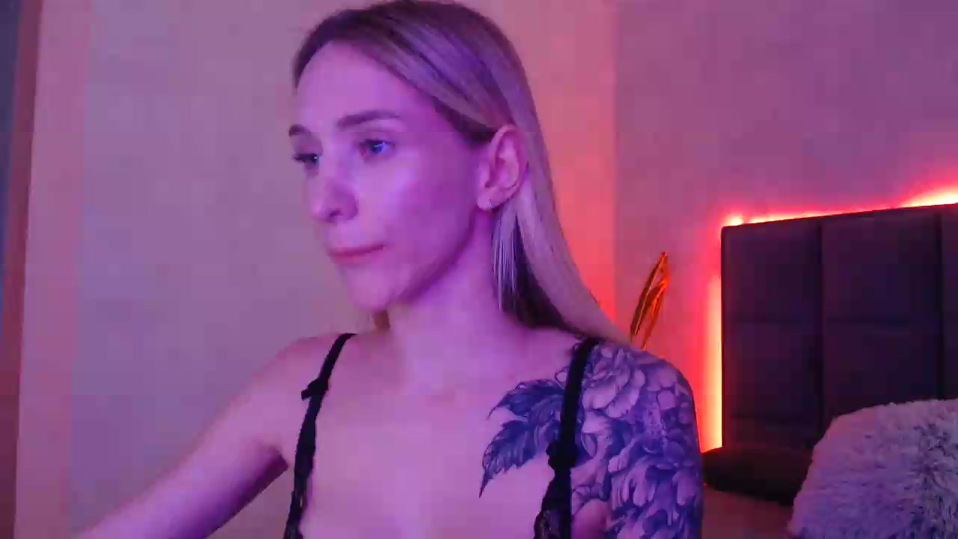 Gallery image thumbnail from Hot_ALISA's myfreecams stream on, 05/14/2026, 15:00 image 20 of 20