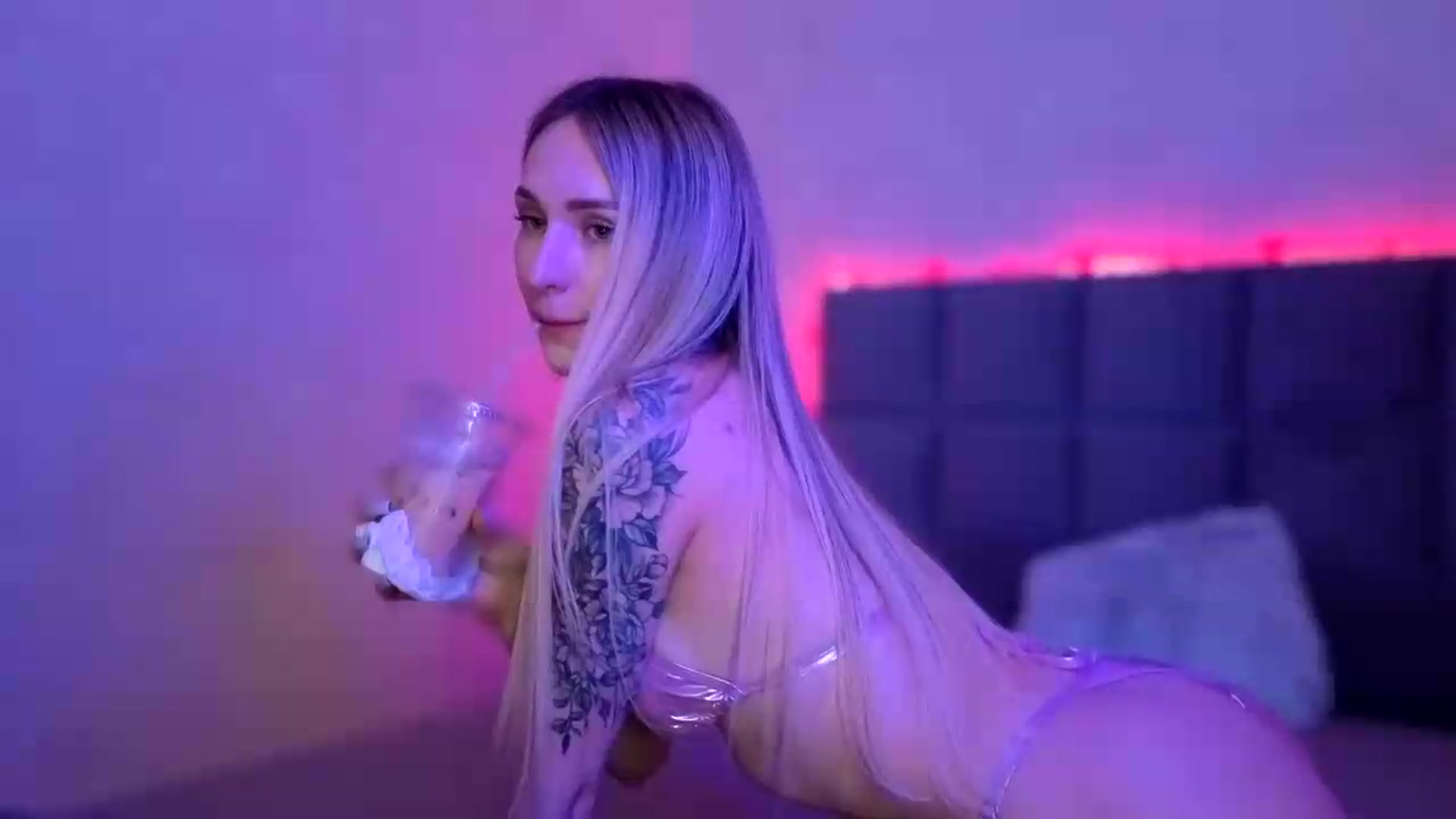 Gallery image thumbnail from Hot_ALISA's myfreecams stream on, 05/23/2026, 09:27 image 15 of 20