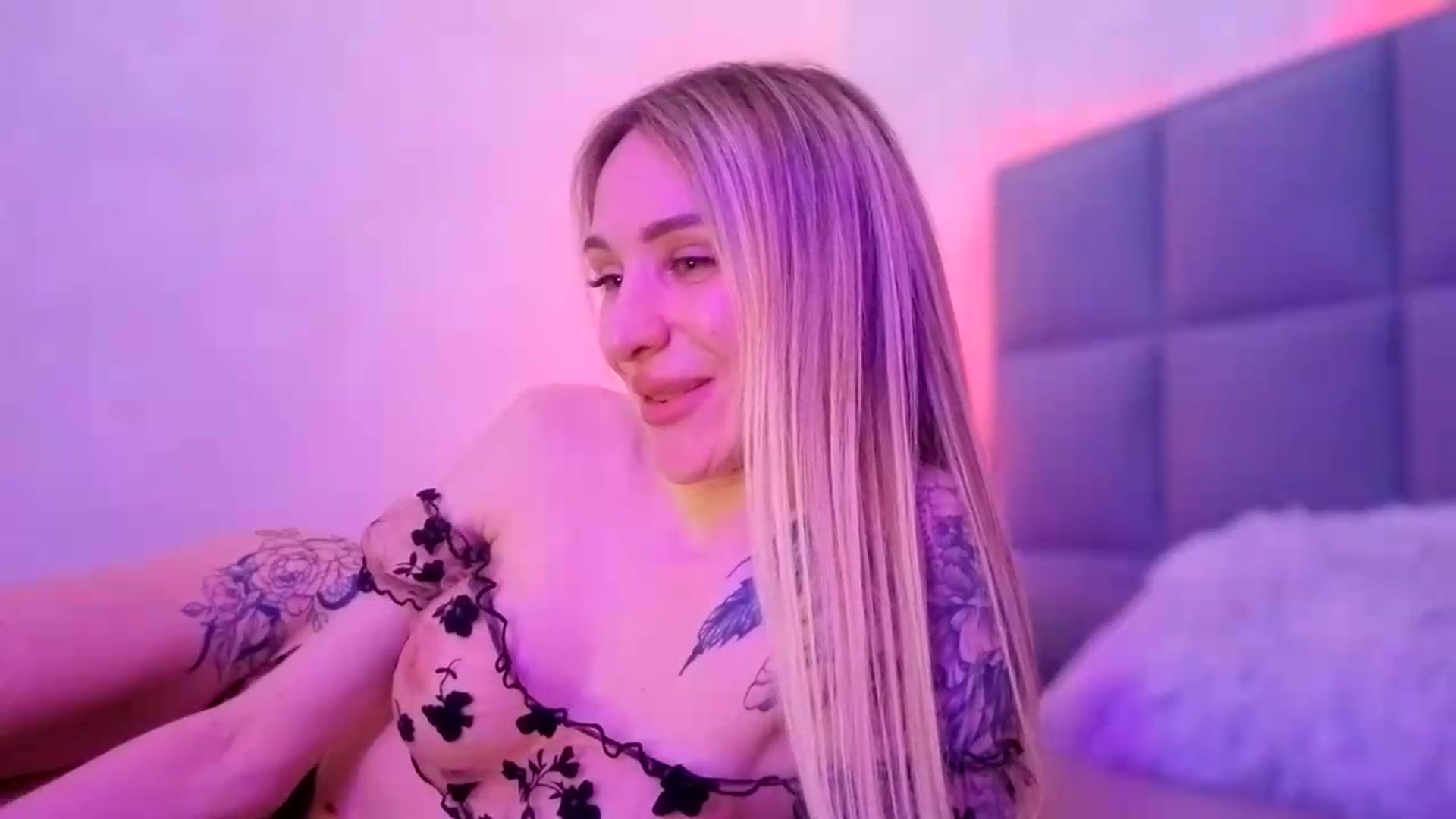 Gallery image thumbnail from Hot_ALISA's myfreecams stream on, 05/31/2026, 12:55 image 2 of 20