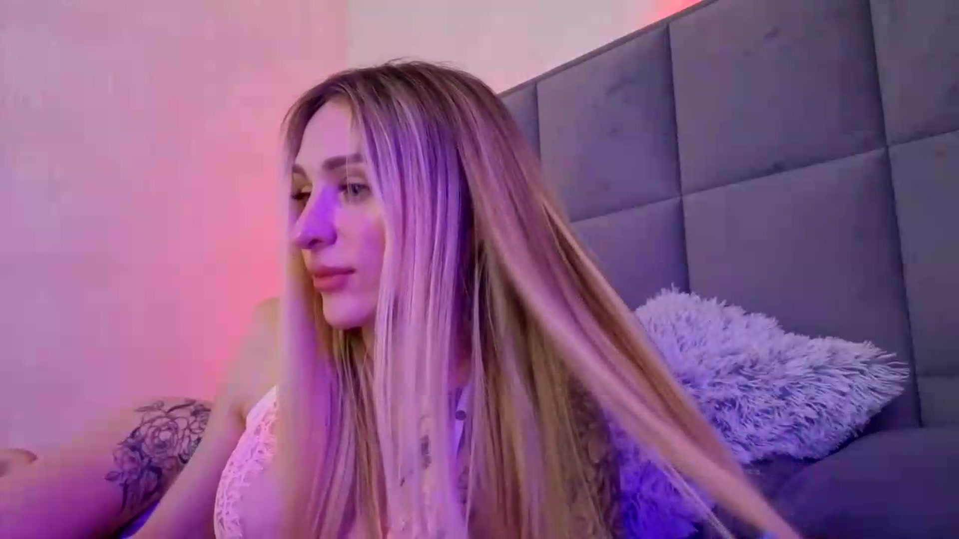 Gallery image thumbnail from Hot_ALISA's myfreecams stream on, 06/07/2026, 08:54 image 20 of 20