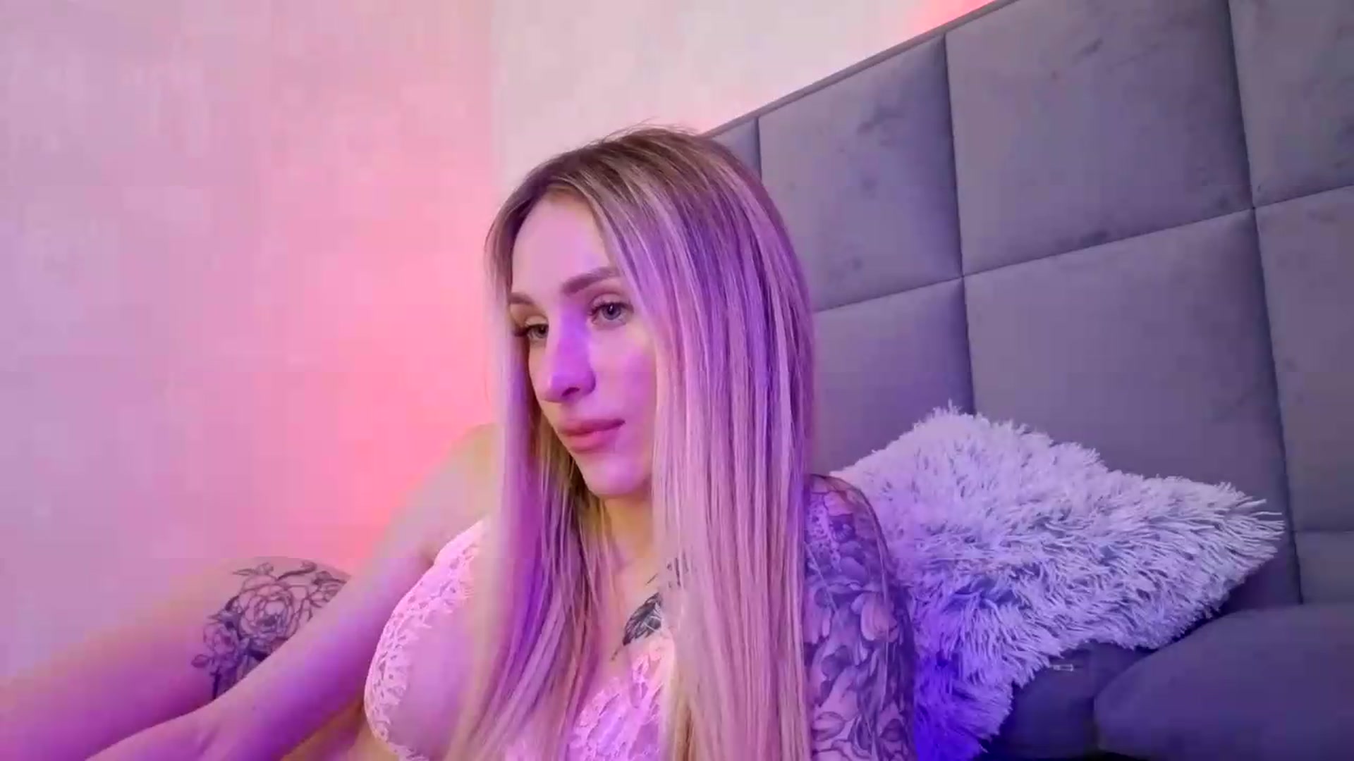 Gallery image thumbnail from Hot_ALISA's myfreecams stream on, 06/07/2026, 08:54 image 16 of 20