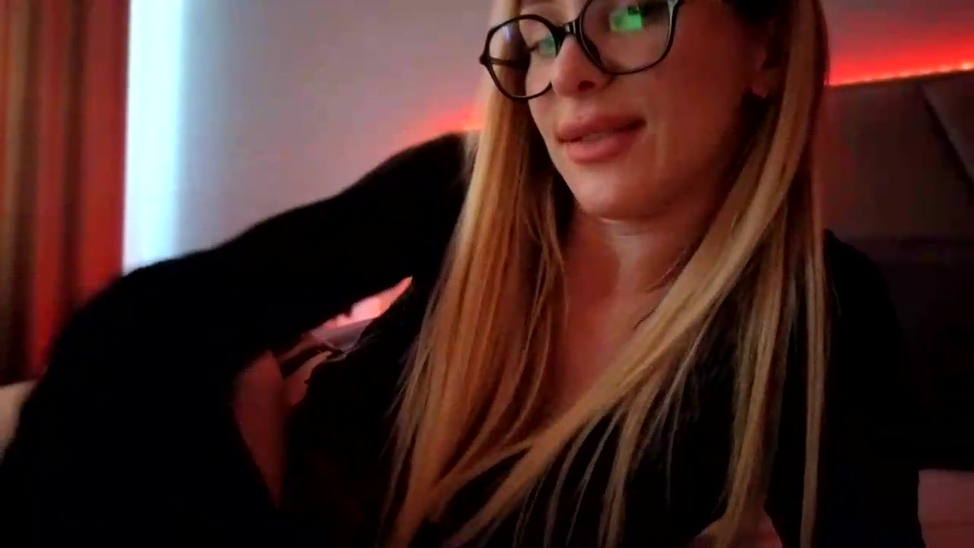Gallery image thumbnail from Hot_ALISA's myfreecams stream on, 06/12/2026, 10:25 image 18 of 20