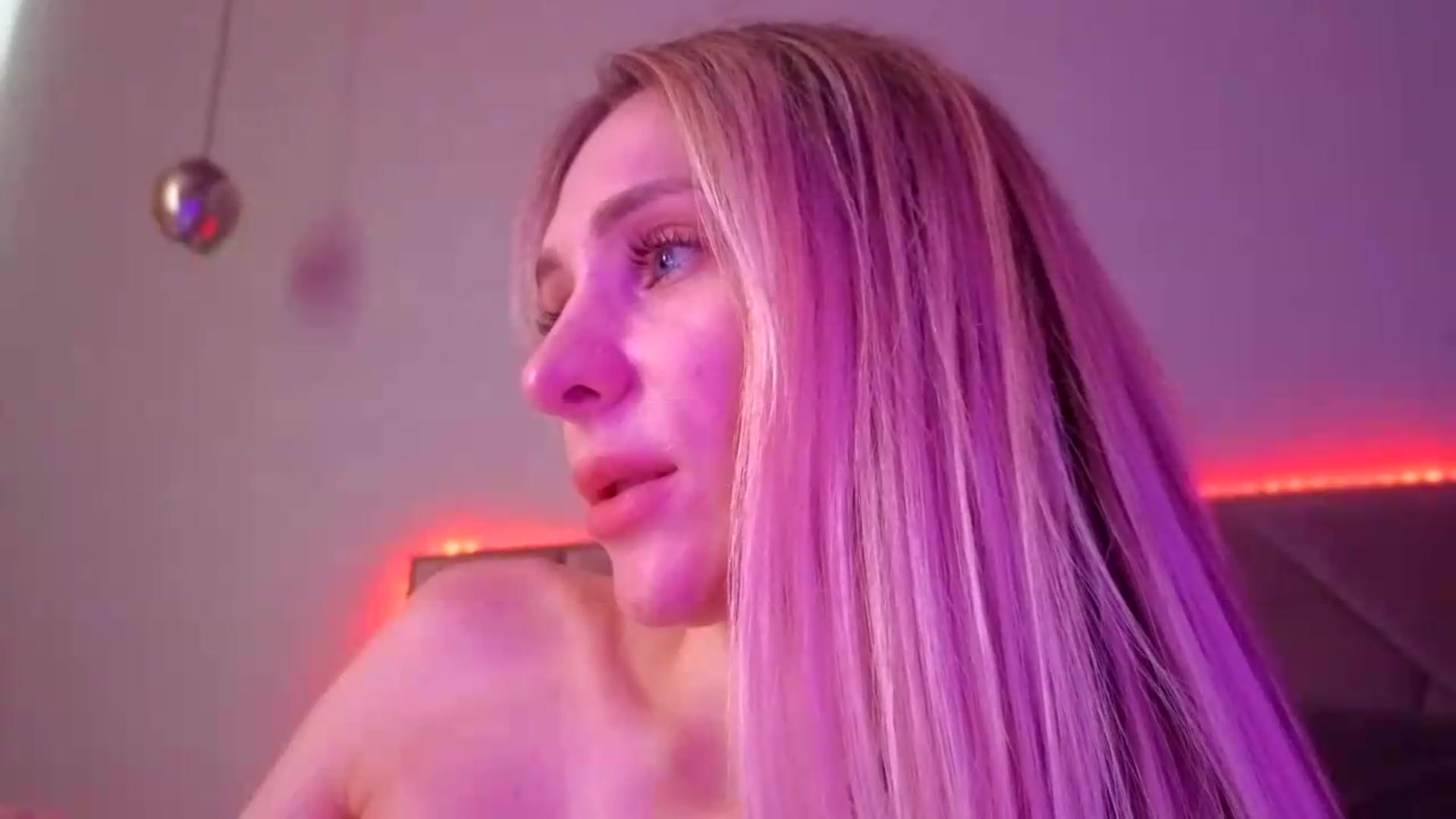 Gallery image thumbnail from Hot_ALISA's myfreecams stream on, 06/23/2026, 13:37 image 16 of 20
