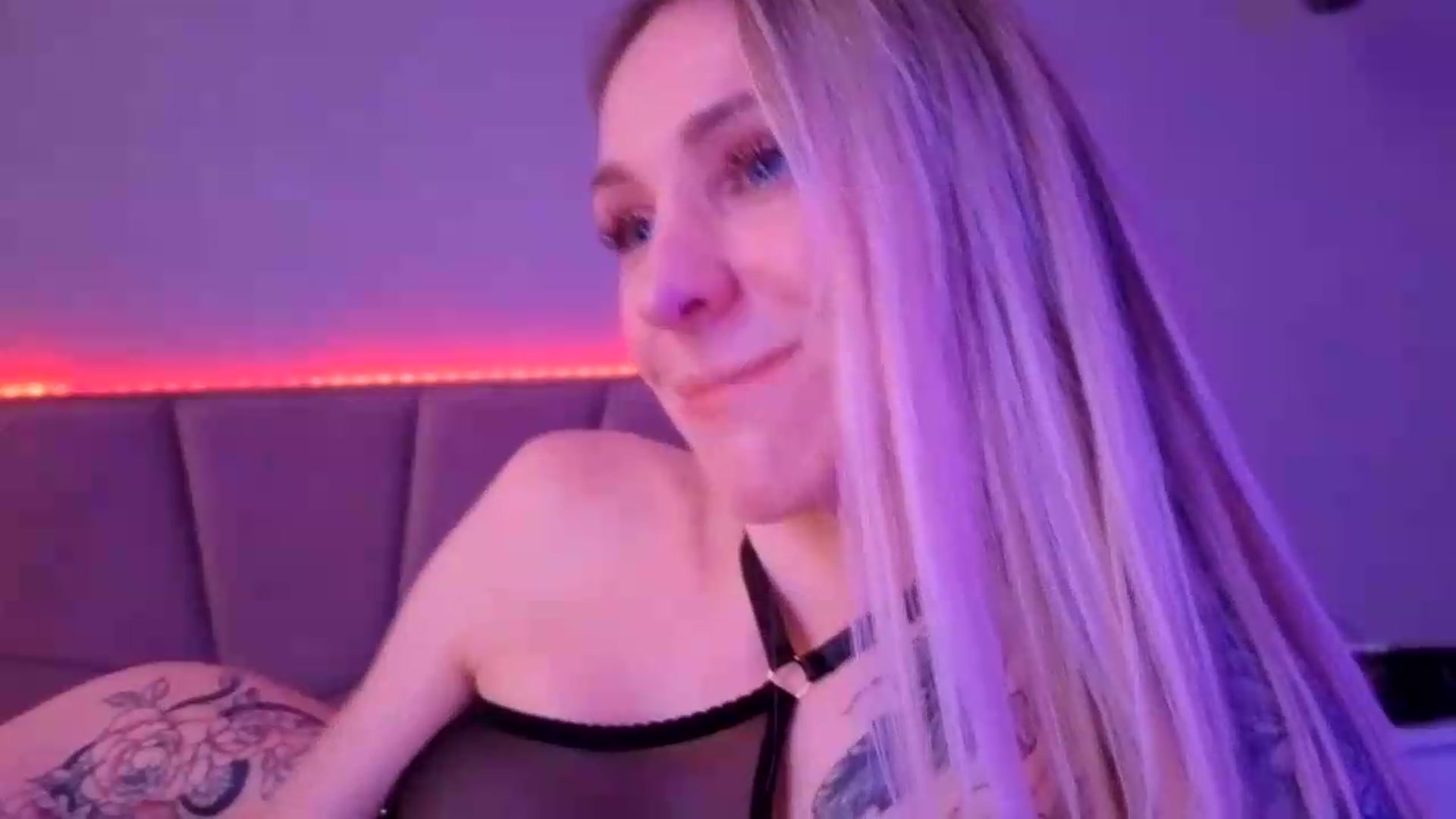 Gallery image thumbnail from Hot_ALISA's myfreecams stream on, 06/26/2026, 12:04 image 12 of 20