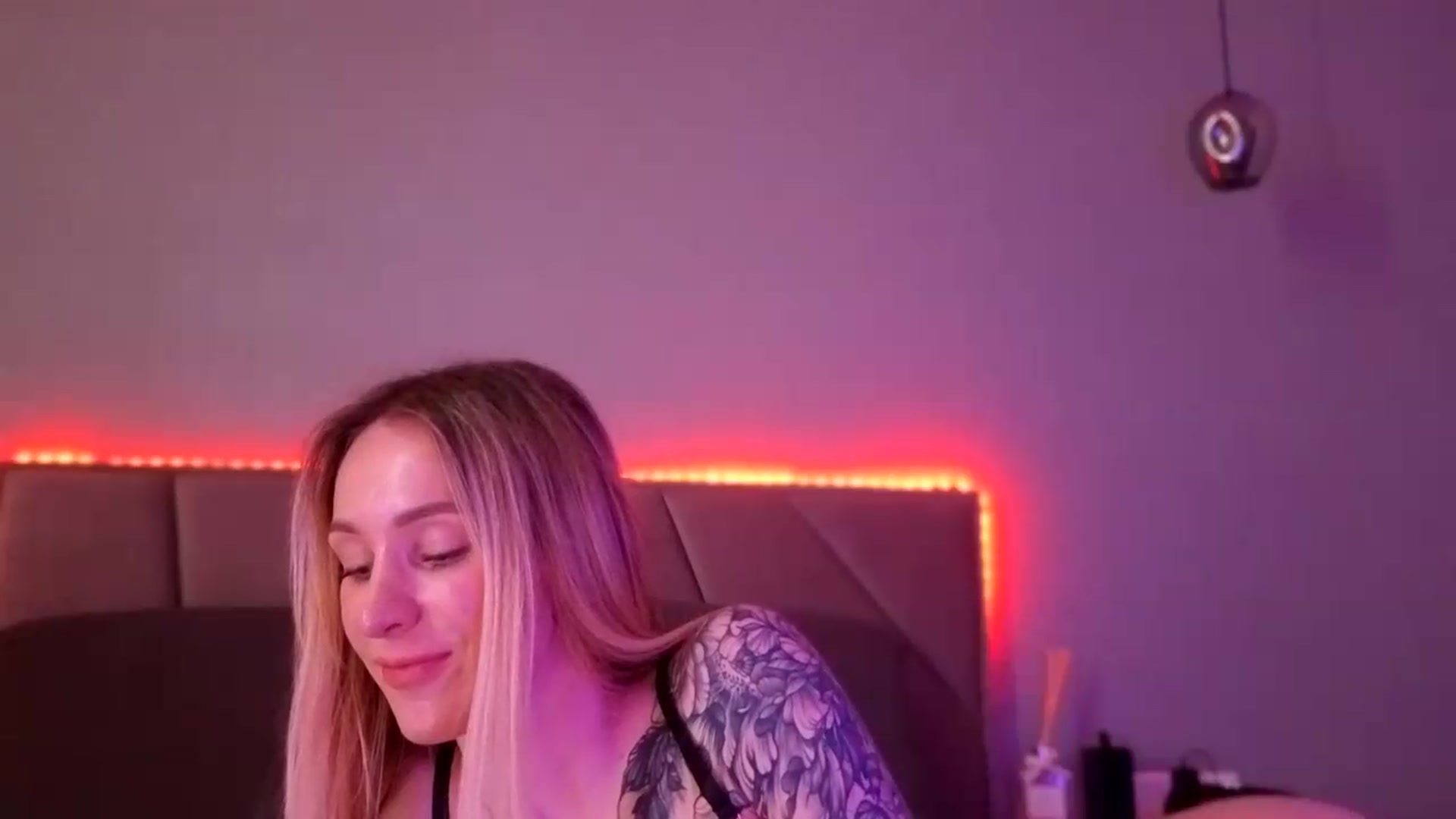 Gallery image thumbnail from Hot_ALISA's myfreecams stream on, 06/27/2026, 11:11 image 12 of 20