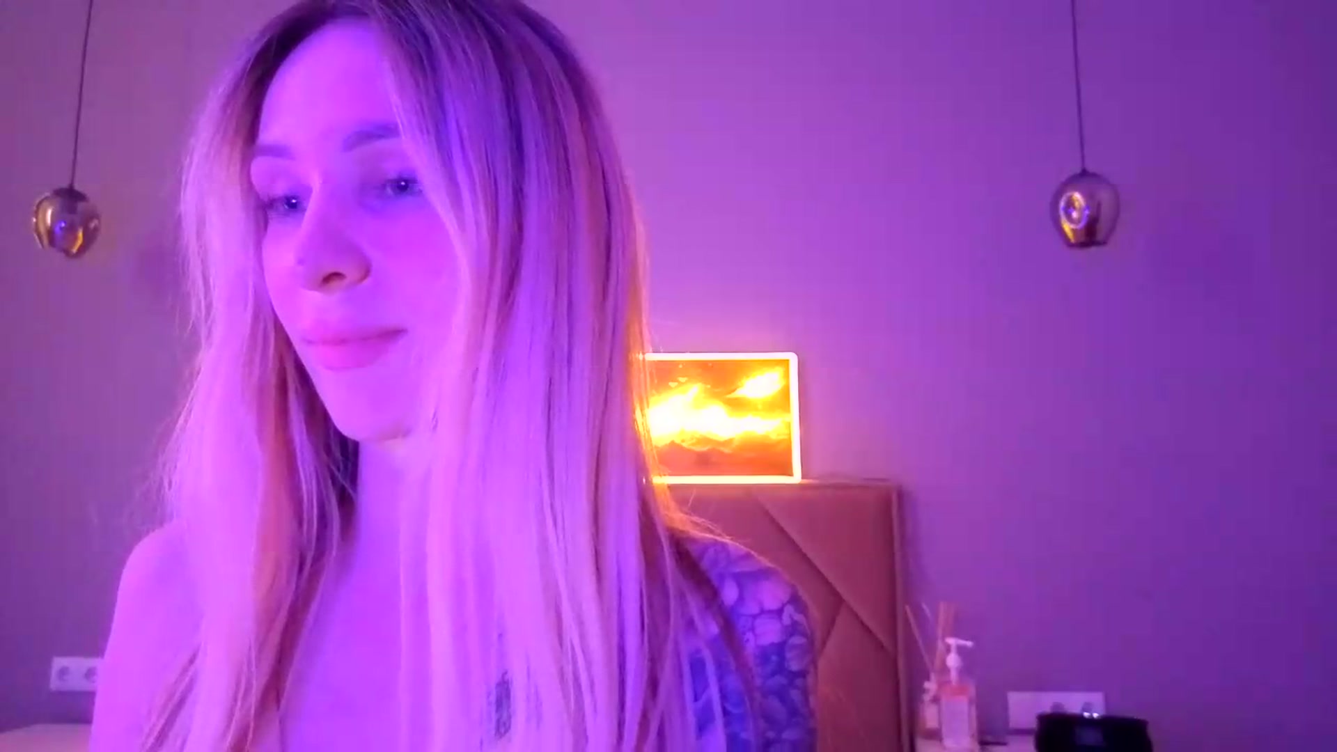 Gallery image thumbnail from Hot_ALISA's myfreecams stream on, 07/04/2026, 10:28 image 2 of 20