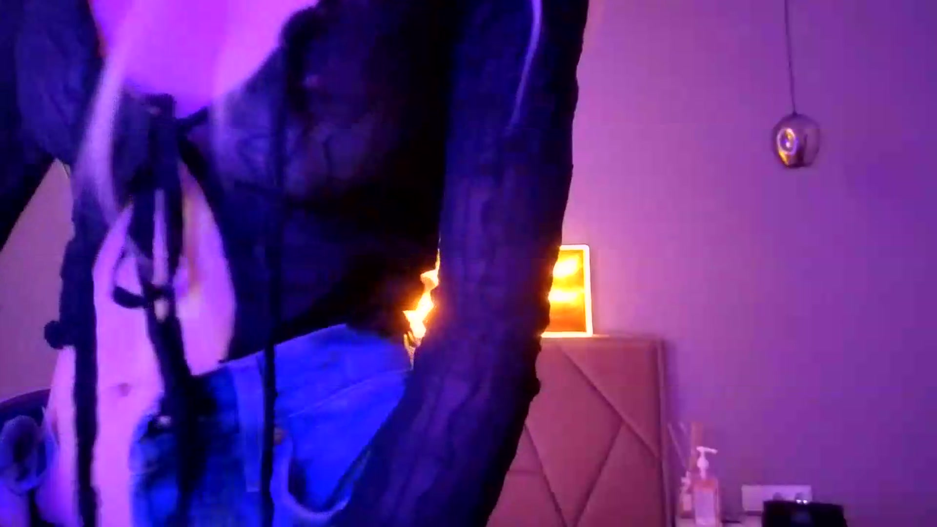 Gallery image thumbnail from Hot_ALISA's myfreecams stream on, 07/04/2026, 10:28 image 5 of 20