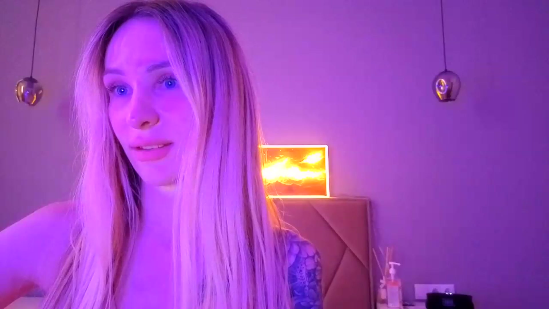 Gallery image thumbnail from Hot_ALISA's myfreecams stream on, 07/04/2026, 10:28 image 3 of 20