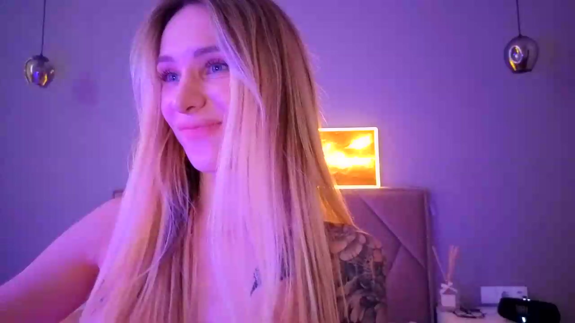 Gallery image thumbnail from Hot_ALISA's myfreecams stream on, 07/05/2026, 11:14 image 11 of 20