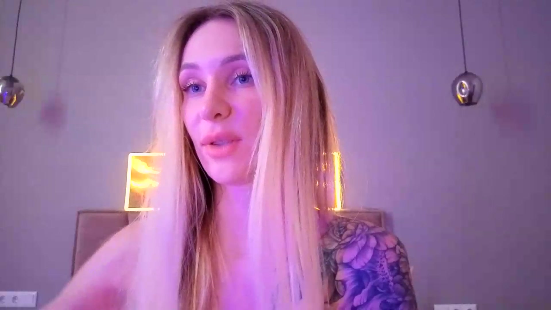 Gallery image thumbnail from Hot_ALISA's myfreecams stream on, 07/05/2026, 13:54 image 14 of 20