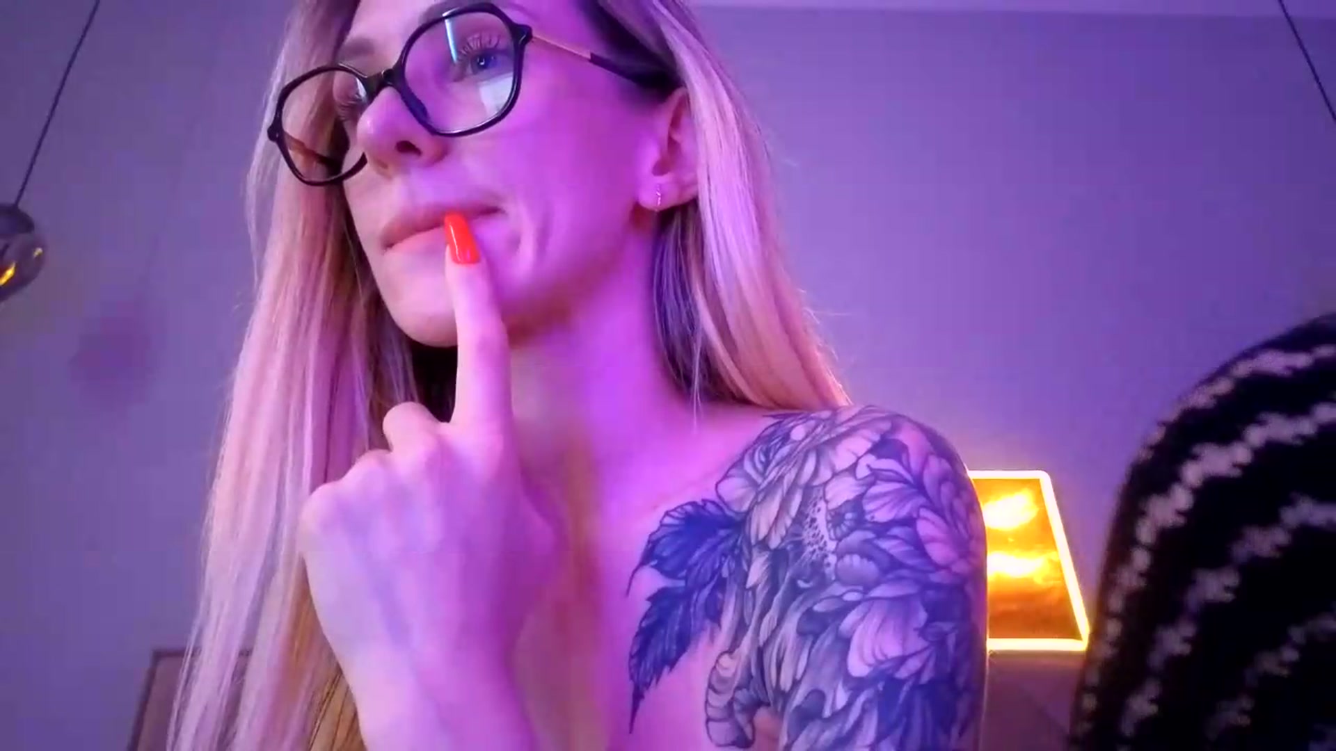 Gallery image thumbnail from Hot_ALISA's myfreecams stream on, 07/11/2026, 14:39 image 15 of 20