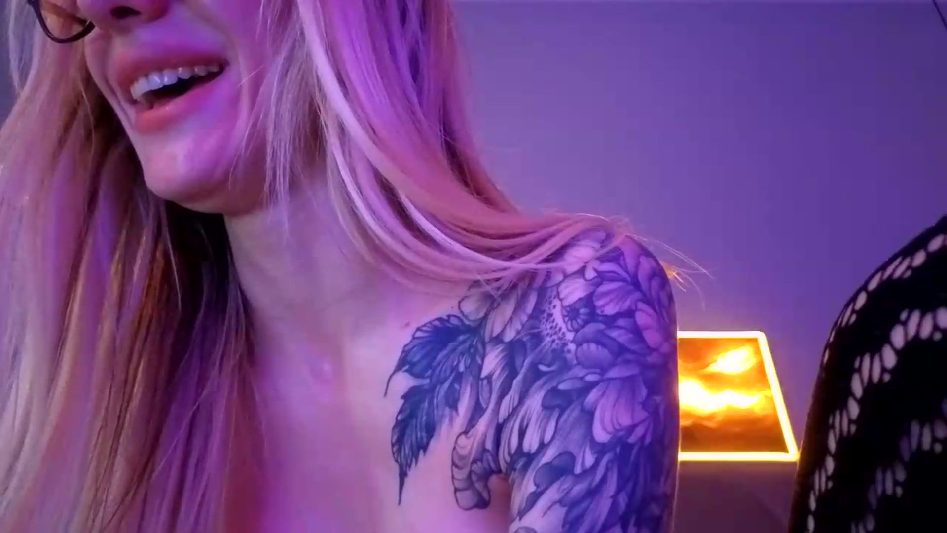Gallery image thumbnail from Hot_ALISA's myfreecams stream on, 07/11/2026, 14:39 image 8 of 20