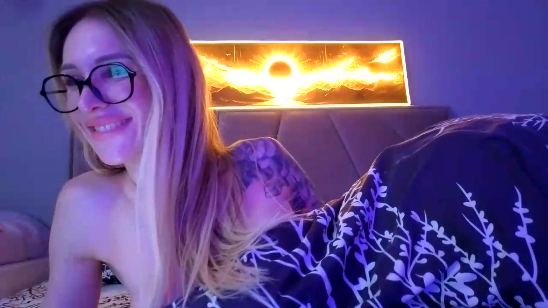 Gallery image thumbnail from Hot_ALISA's myfreecams stream on, 07/12/2026, 12:13 image 9 of 20
