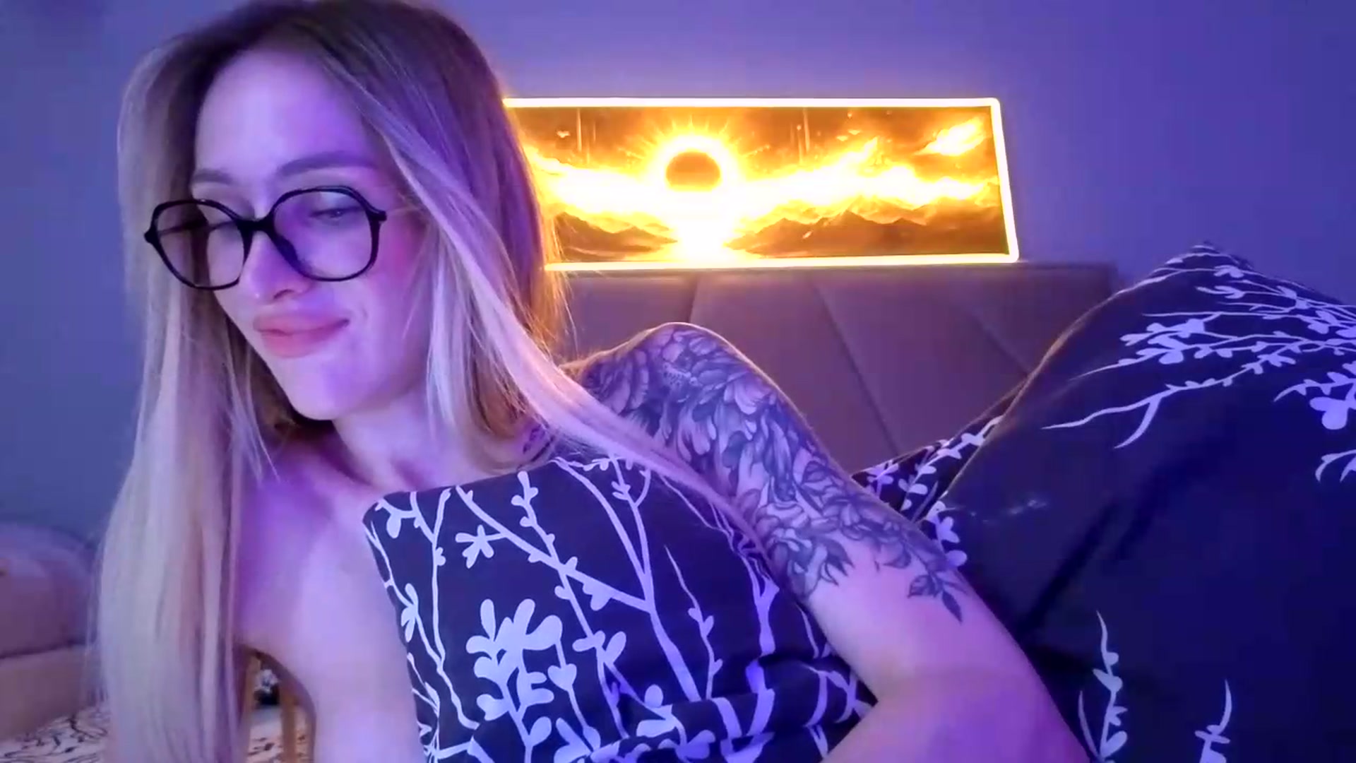 Gallery image thumbnail from Hot_ALISA's myfreecams stream on, 07/12/2026, 12:13 image 5 of 20