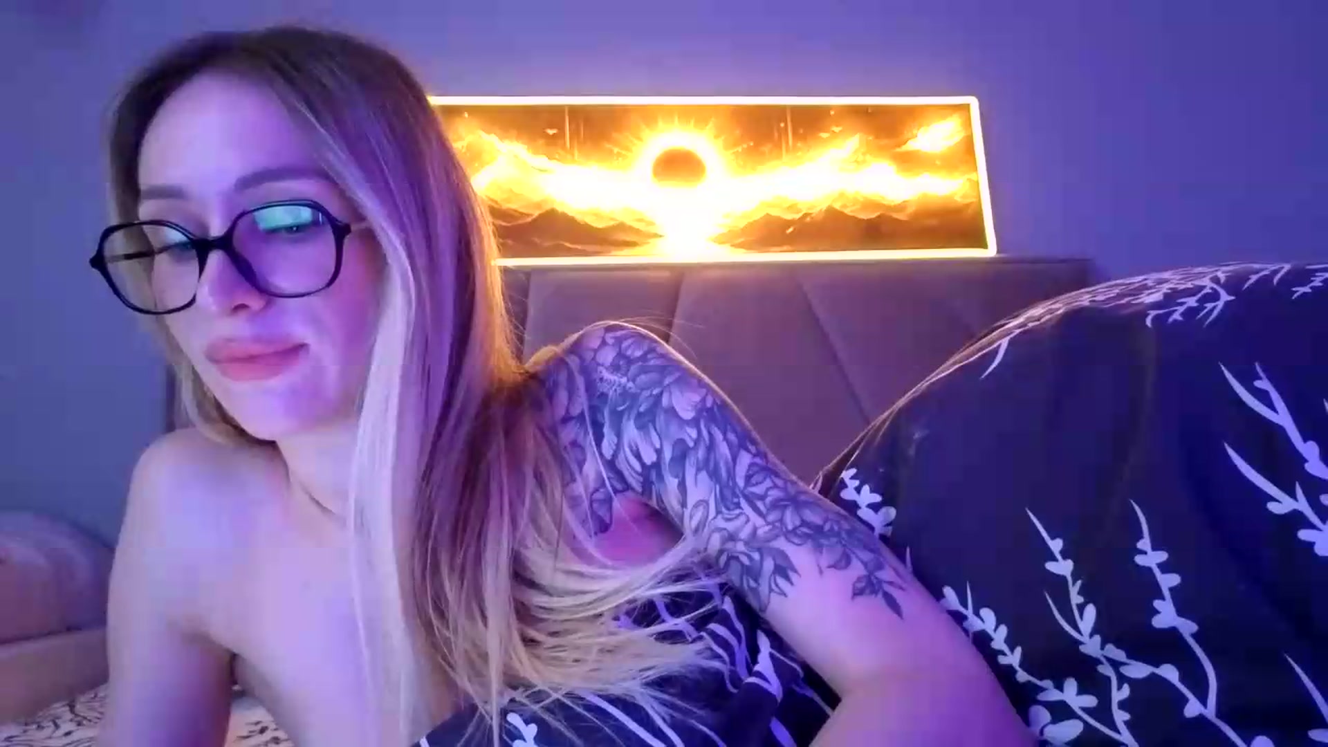 Gallery image thumbnail from Hot_ALISA's myfreecams stream on, 07/12/2026, 12:13 image 8 of 20