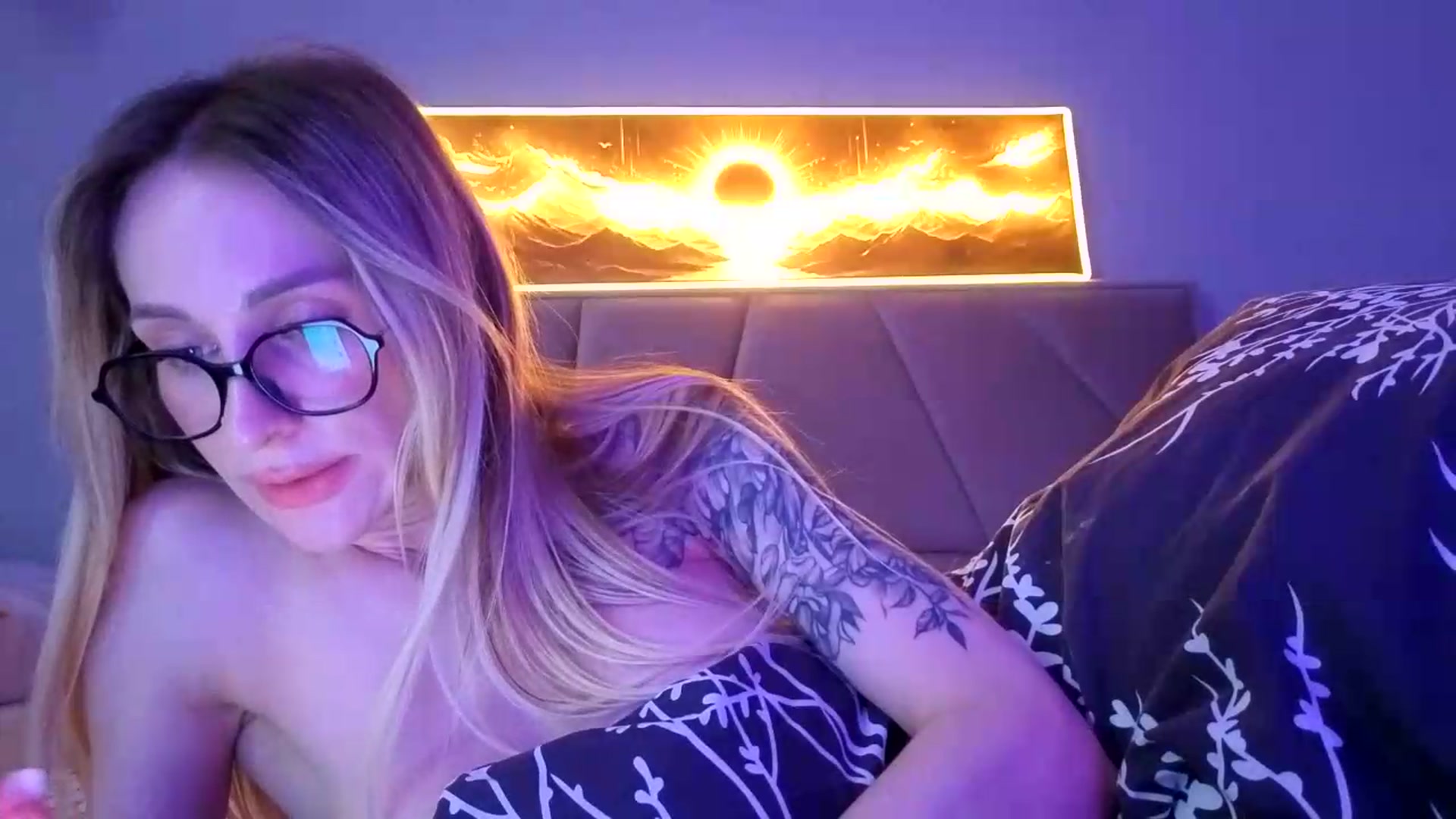 Gallery image thumbnail from Hot_ALISA's myfreecams stream on, 07/12/2026, 12:13 image 12 of 20