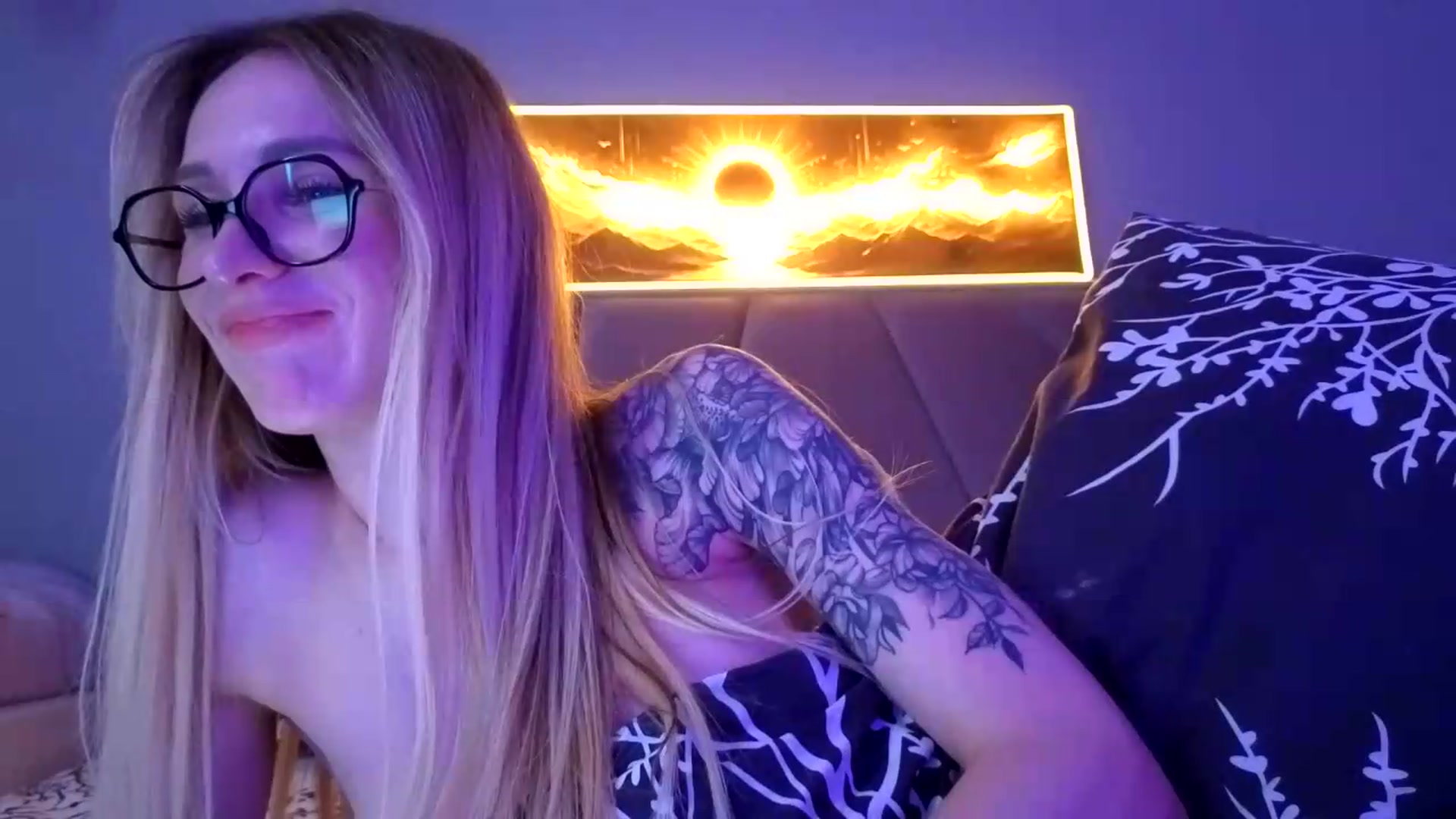 Gallery image thumbnail from Hot_ALISA's myfreecams stream on, 07/12/2026, 12:13 image 6 of 20