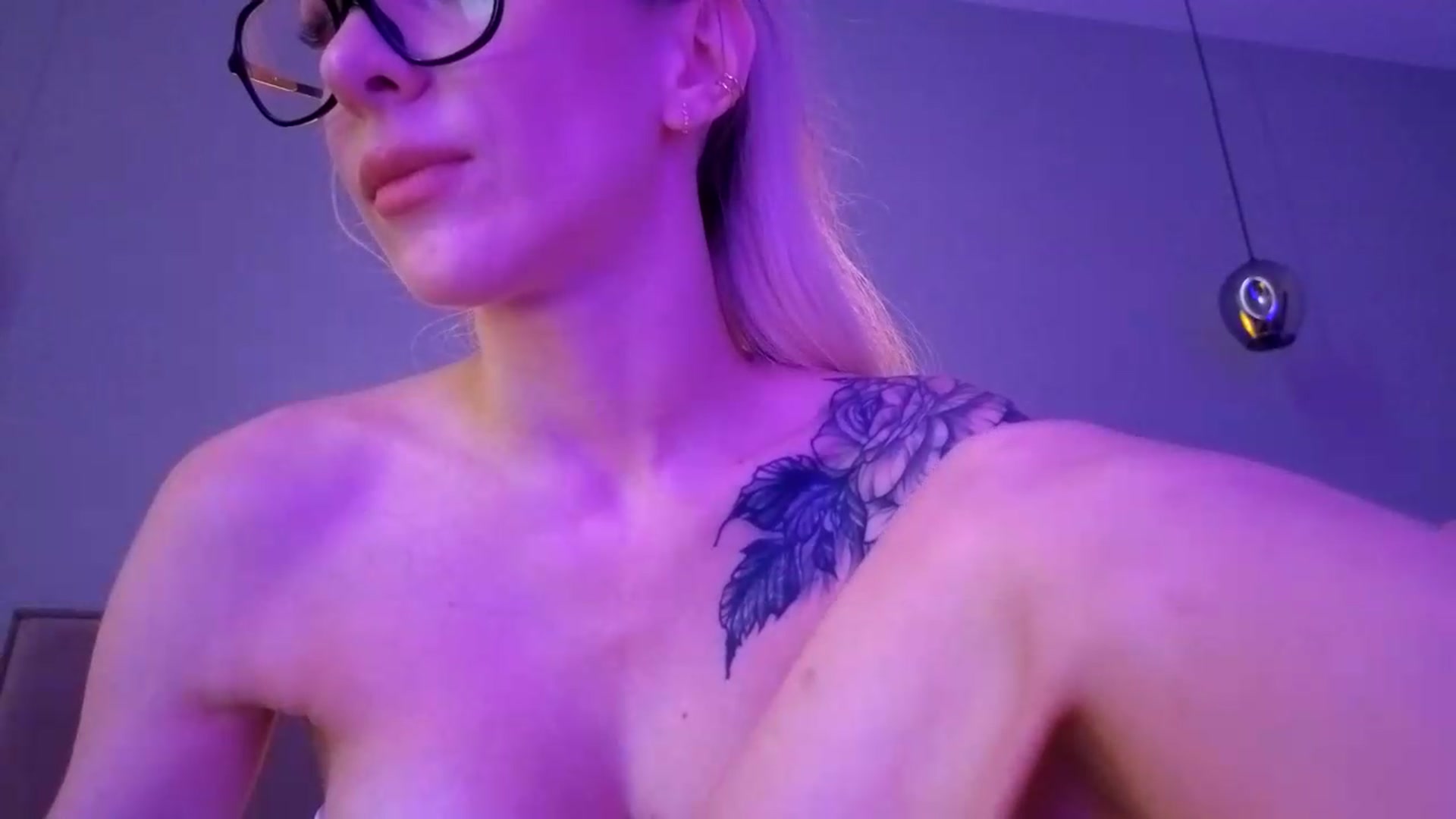 Gallery image thumbnail from Hot_ALISA's myfreecams stream on, 07/19/2026, 11:12 image 19 of 20