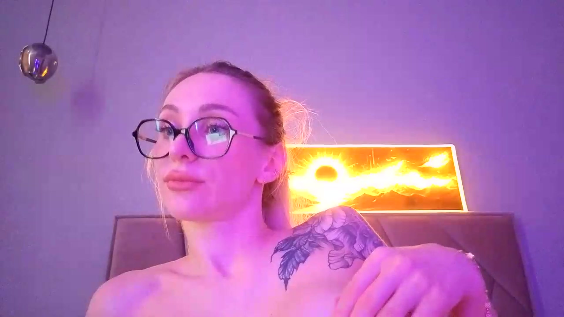 Gallery image thumbnail from Hot_ALISA's myfreecams stream on, 07/19/2026, 14:52 image 8 of 20