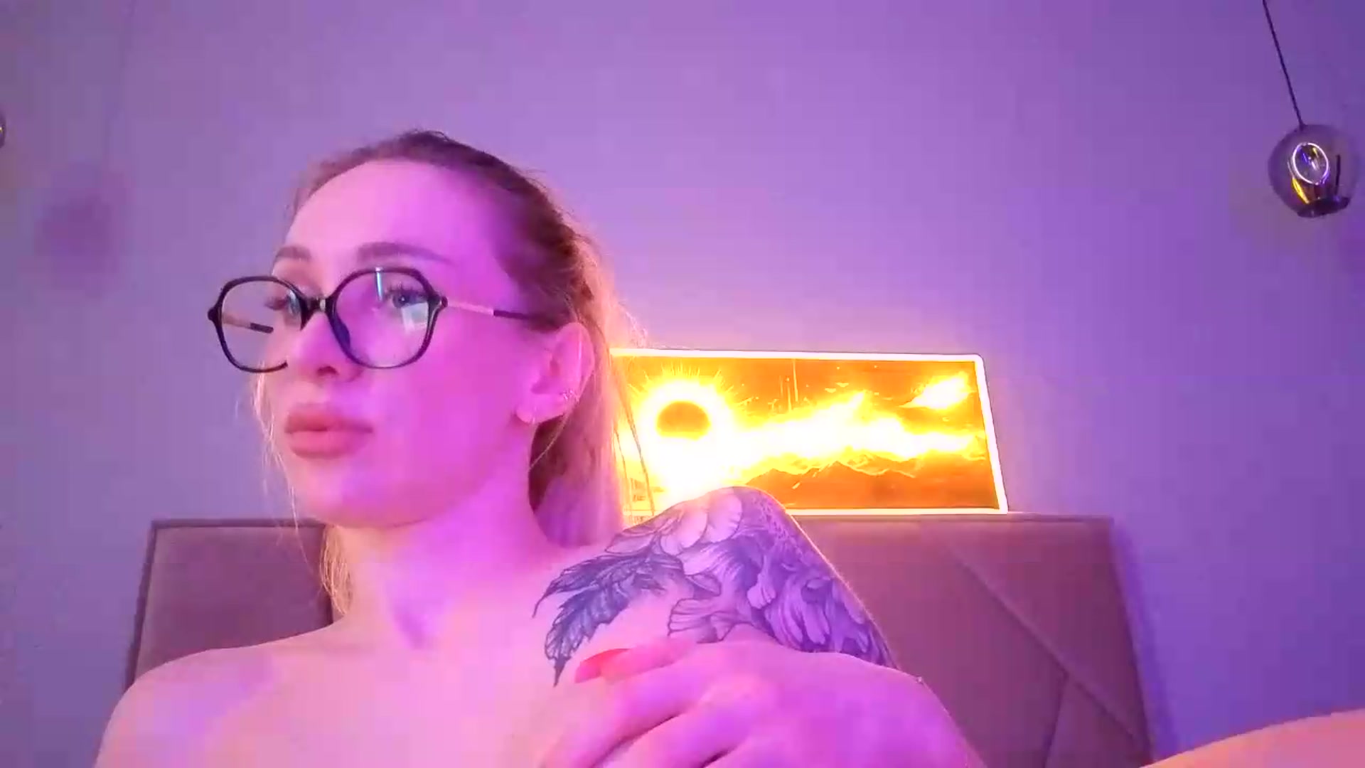 Gallery image thumbnail from Hot_ALISA's myfreecams stream on, 07/19/2026, 14:52 image 4 of 20