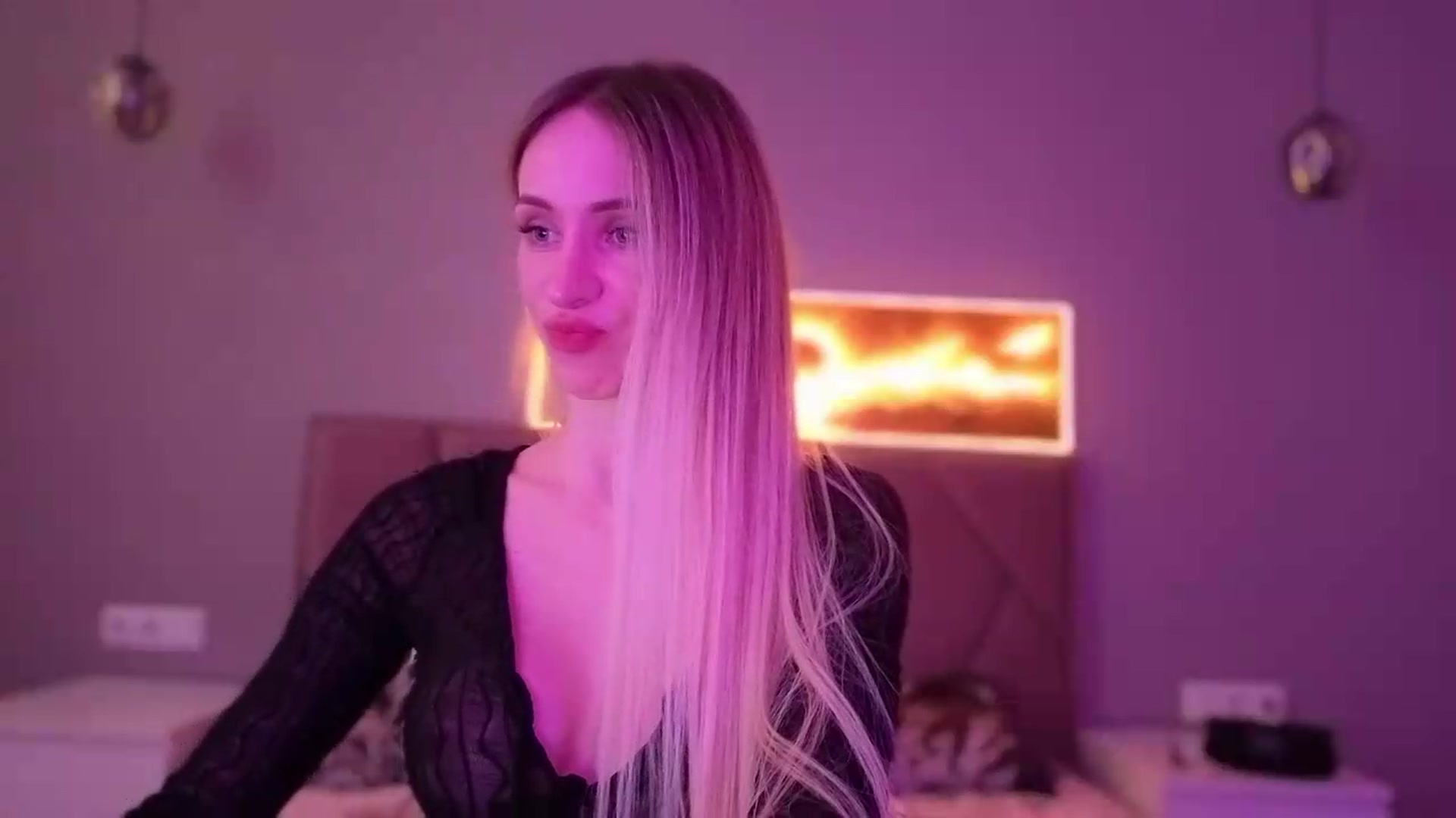 Gallery image thumbnail from Hot_ALISA's myfreecams stream on, 07/24/2026, 09:37 image 2 of 20