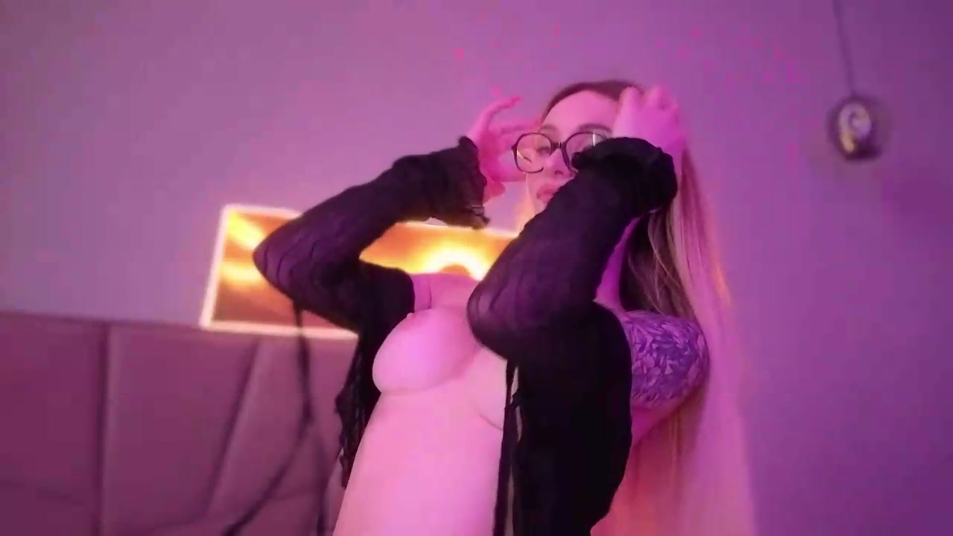 Gallery image thumbnail from Hot_ALISA's myfreecams stream on, 07/24/2026, 12:01 image 5 of 20