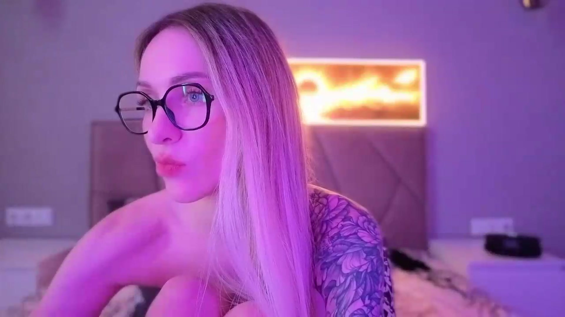 Gallery image thumbnail from Hot_ALISA's myfreecams stream on, 07/24/2026, 14:59 image 6 of 20