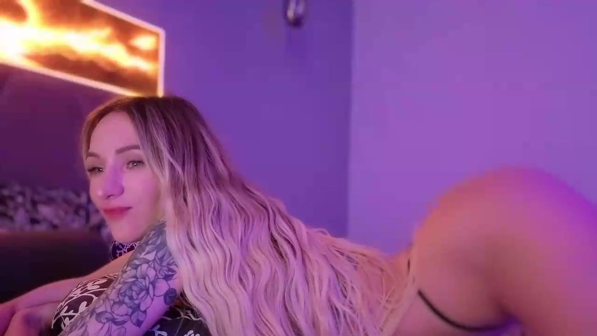 Gallery image thumbnail from Hot_ALISA's myfreecams stream on, 07/26/2026, 10:37 image 2 of 20