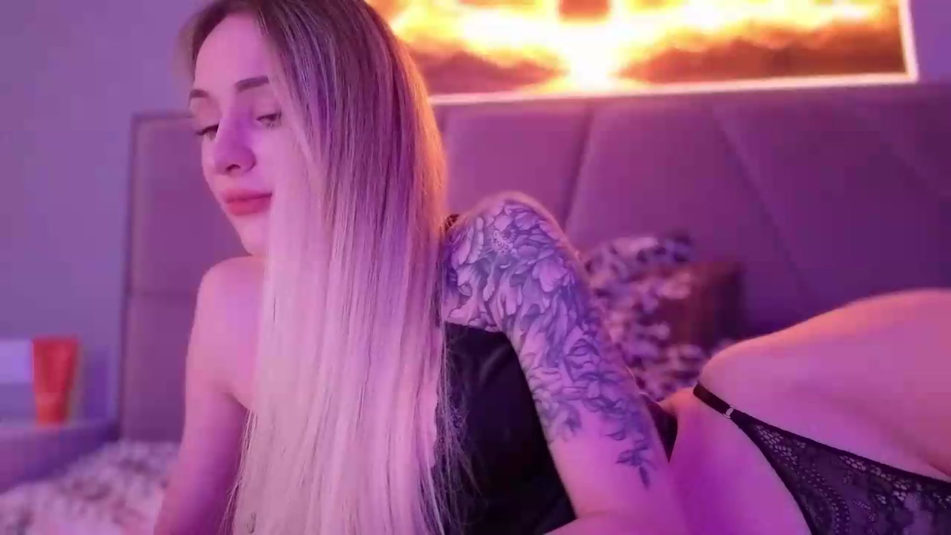 Gallery image thumbnail from Hot_ALISA's myfreecams stream on, 07/27/2026, 09:43 image 6 of 20