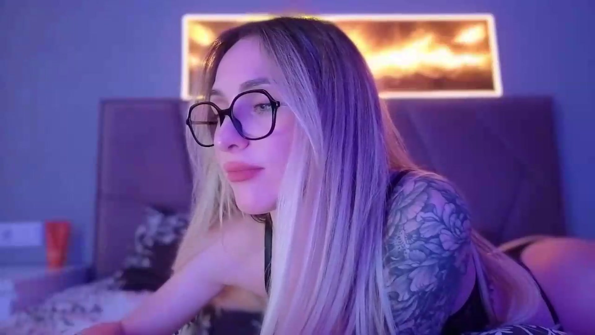 Gallery image thumbnail from Hot_ALISA's myfreecams stream on, 07/27/2026, 12:58 image 16 of 20