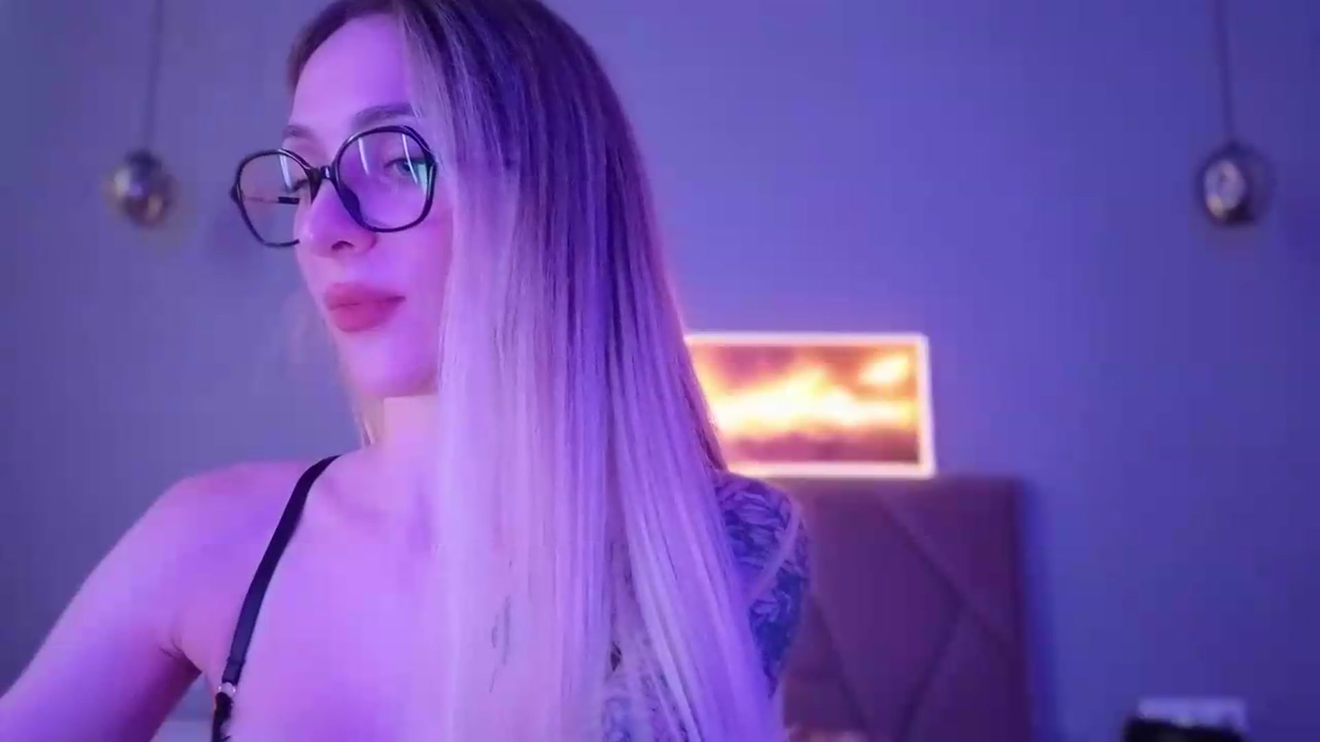 Gallery image thumbnail from Hot_ALISA's myfreecams stream on, 07/27/2026, 13:38 image 9 of 20