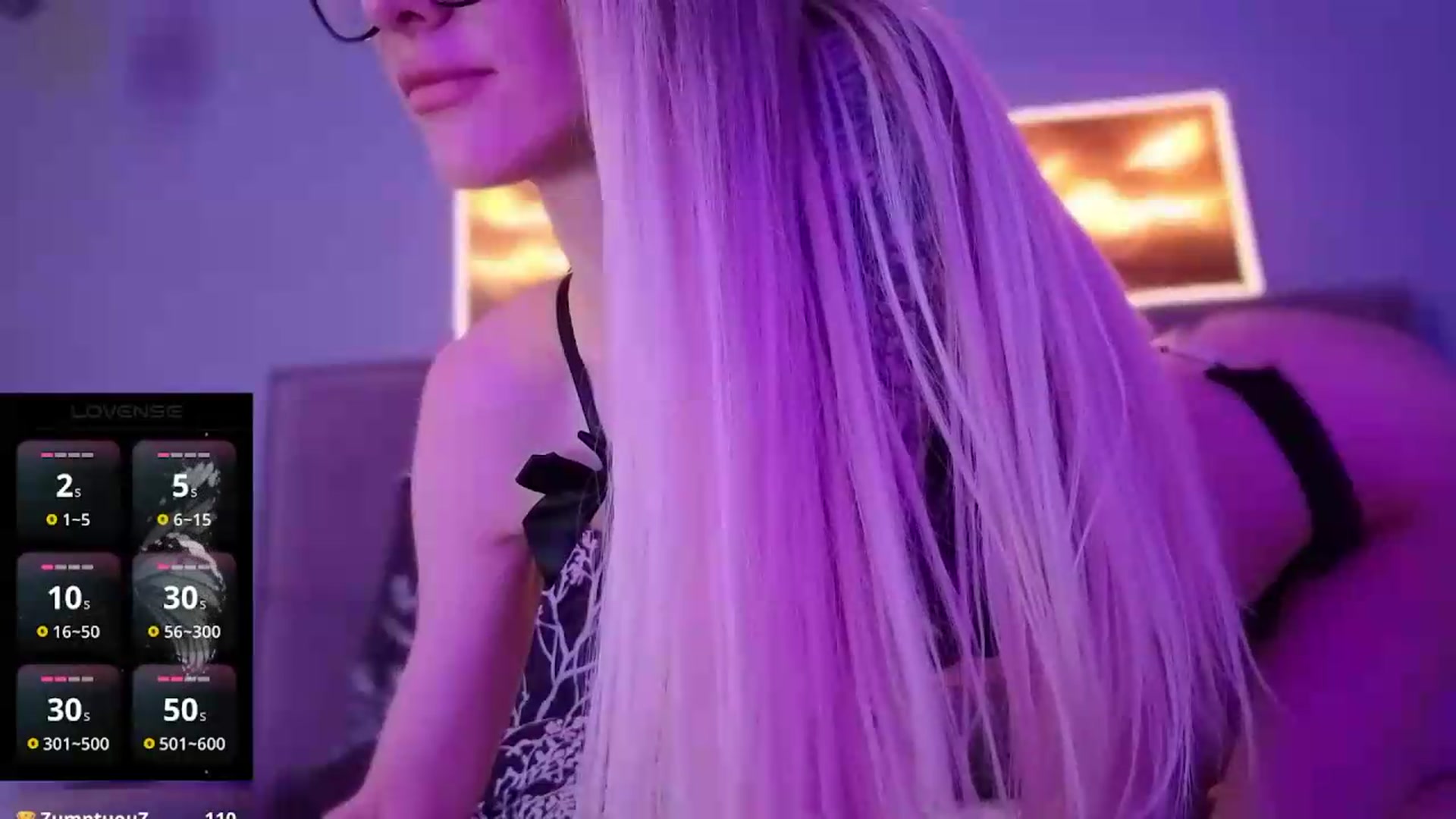 Gallery image thumbnail from Hot_ALISA's myfreecams stream on, 08/03/2026, 11:51 image 9 of 20