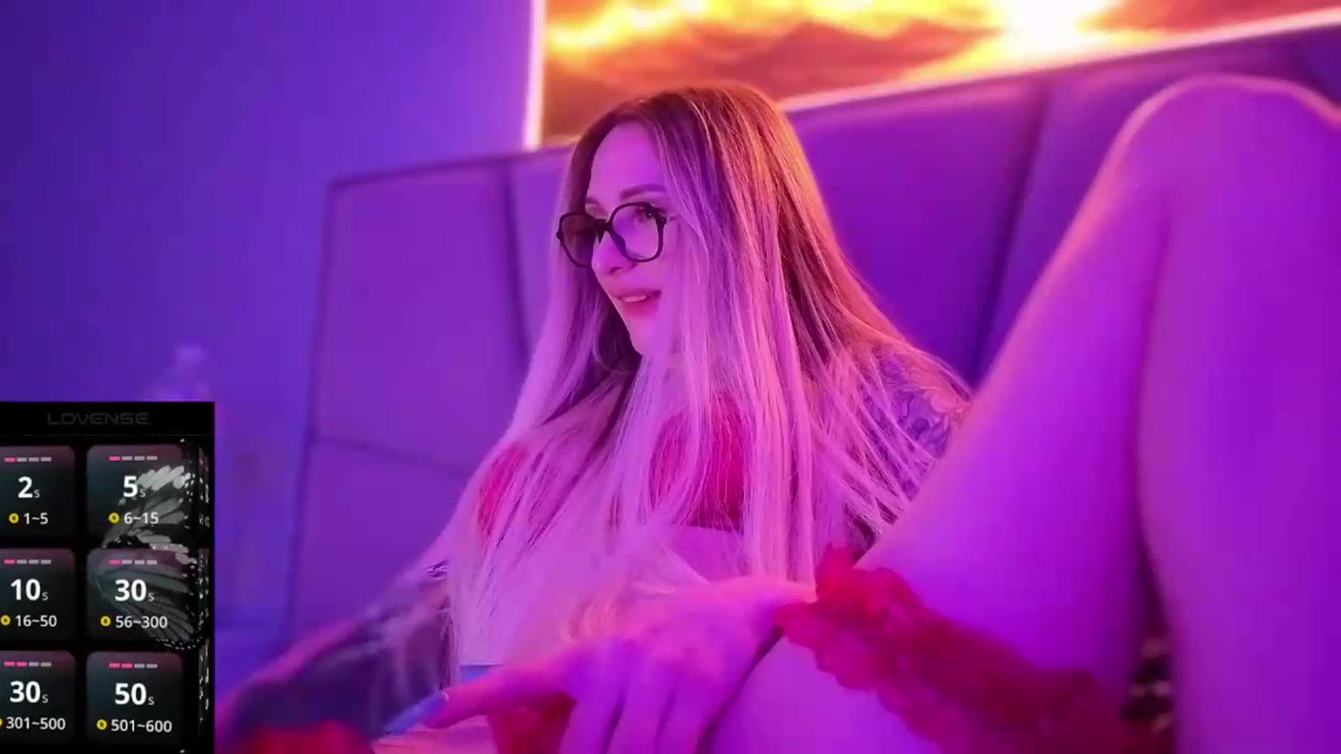 Gallery image thumbnail from Hot_ALISA's myfreecams stream on, 08/08/2026, 13:37 image 15 of 20