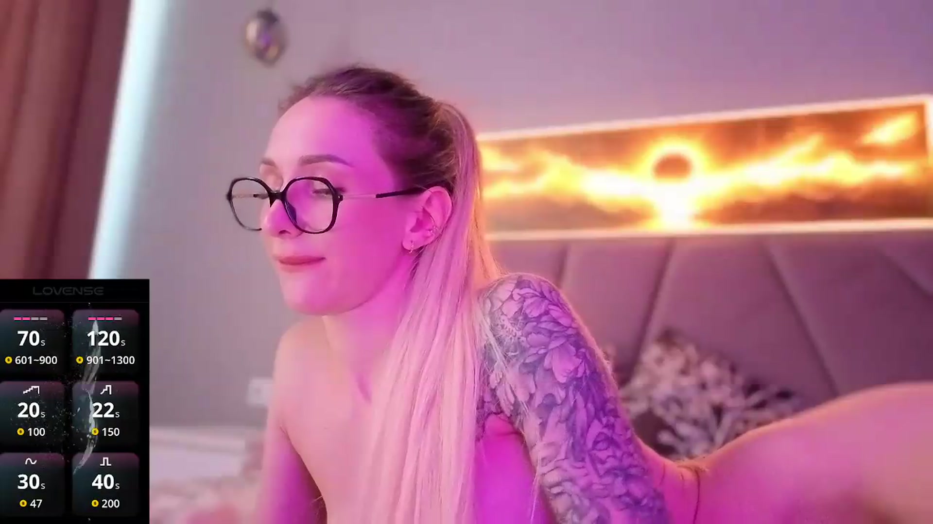 Gallery image thumbnail from Hot_ALISA's myfreecams stream on, 08/09/2026, 13:17 image 13 of 20