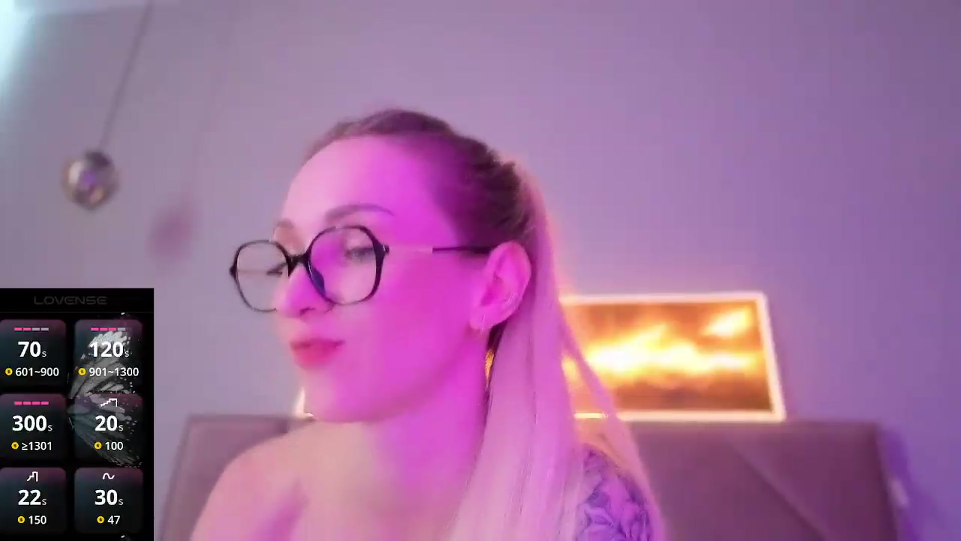 Gallery image thumbnail from Hot_ALISA's myfreecams stream on, 08/09/2026, 13:50 image 12 of 20