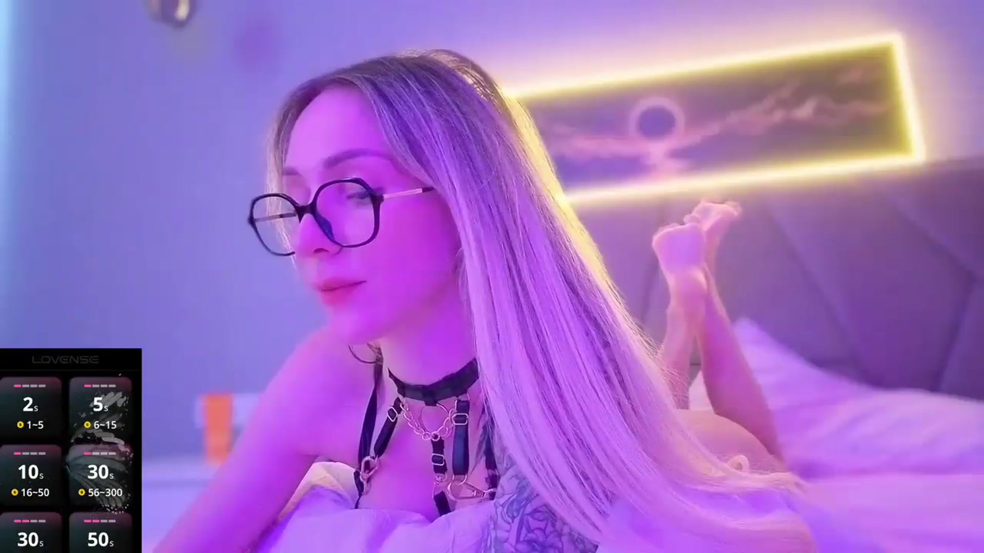 Gallery image thumbnail from Hot_ALISA's myfreecams stream on, 08/17/2026, 10:38 image 12 of 20
