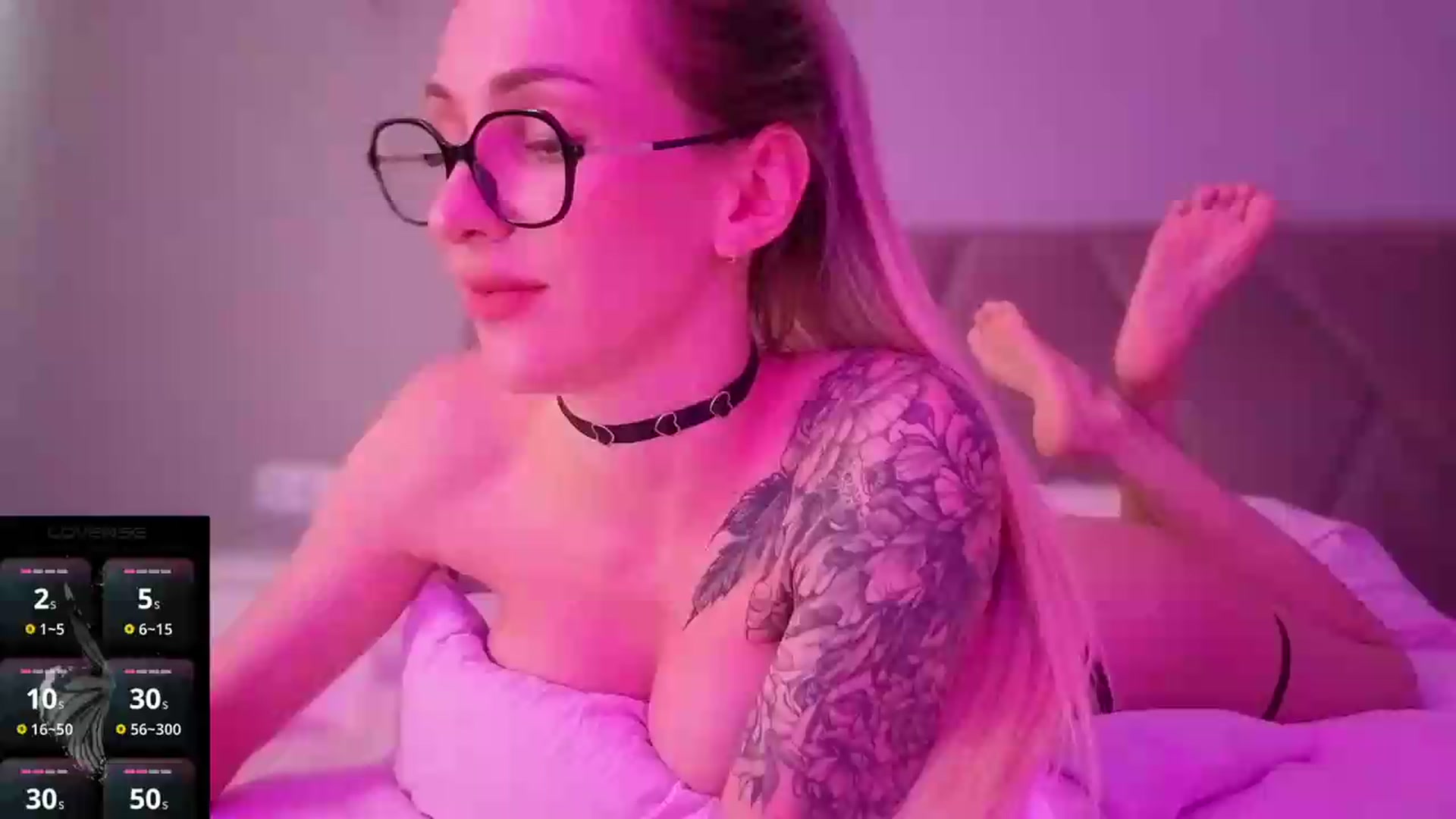 Gallery image thumbnail from Hot_ALISA's myfreecams stream on, 08/22/2026, 11:47 image 15 of 20