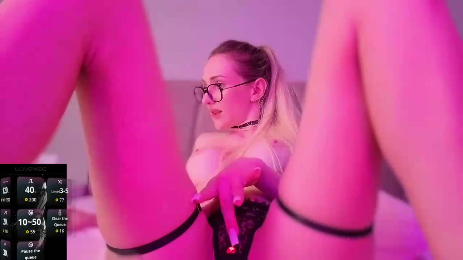 Gallery image thumbnail from Hot_ALISA's myfreecams stream on, 08/22/2026, 13:19 image 13 of 20
