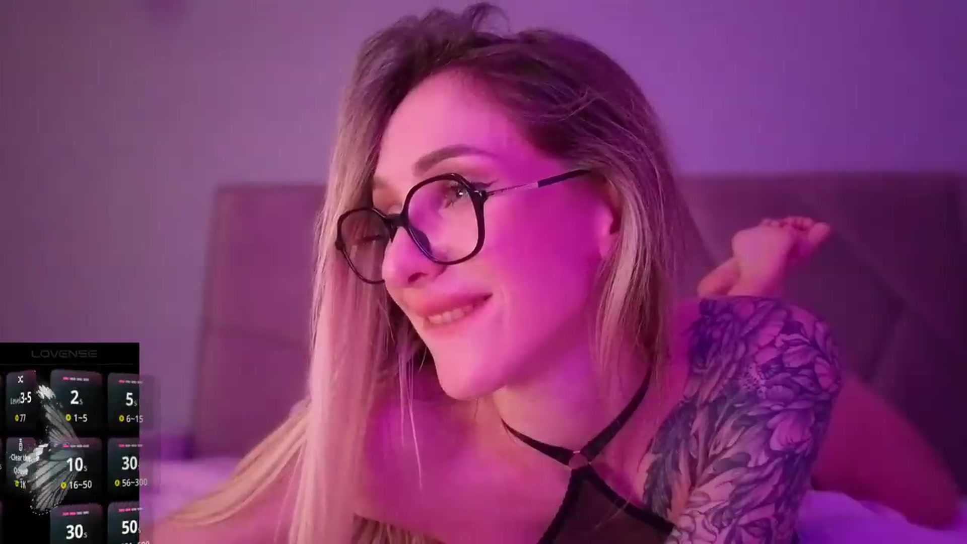 Gallery image thumbnail from Hot_ALISA's myfreecams stream on, 08/23/2026, 15:01 image 7 of 20