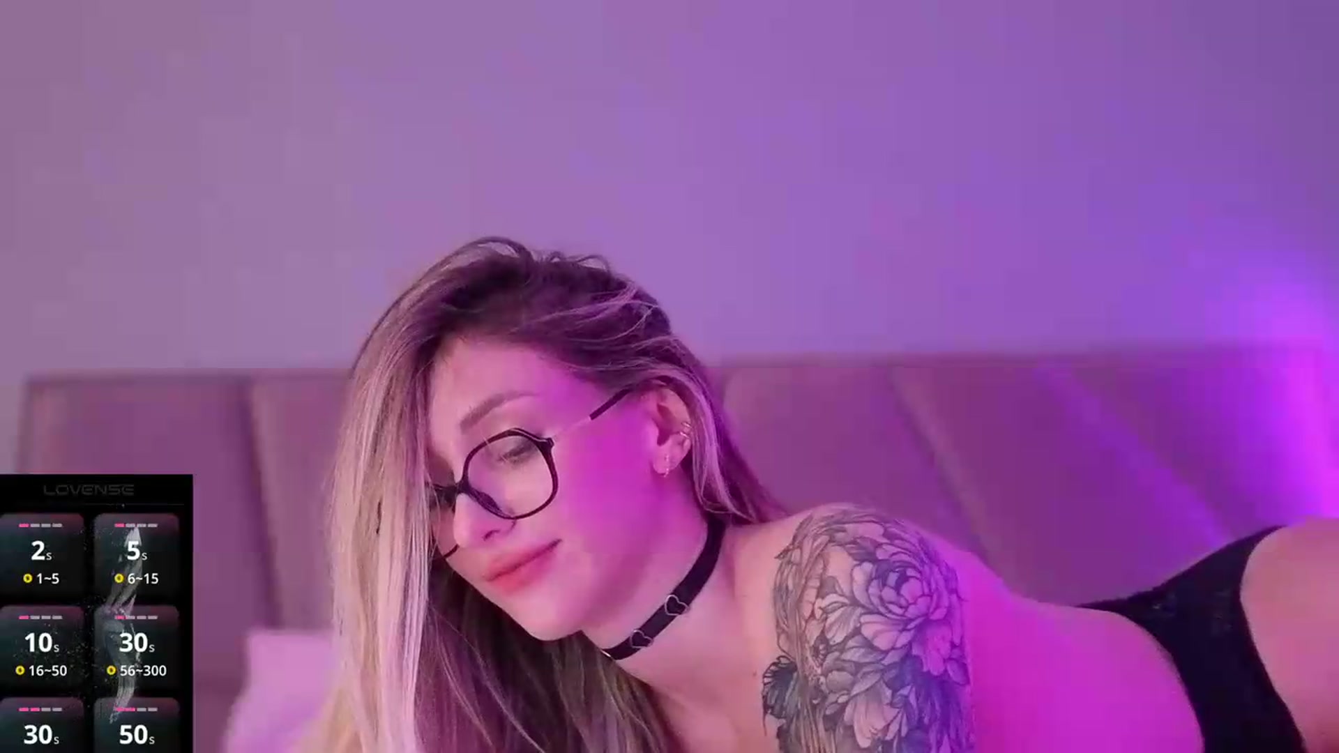 Gallery image thumbnail from Hot_ALISA's myfreecams stream on, 08/24/2026, 11:25 image 13 of 20