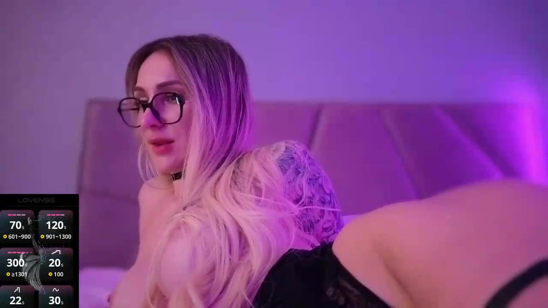 Gallery image thumbnail from Hot_ALISA's myfreecams stream on, 08/24/2026, 14:48 image 11 of 20