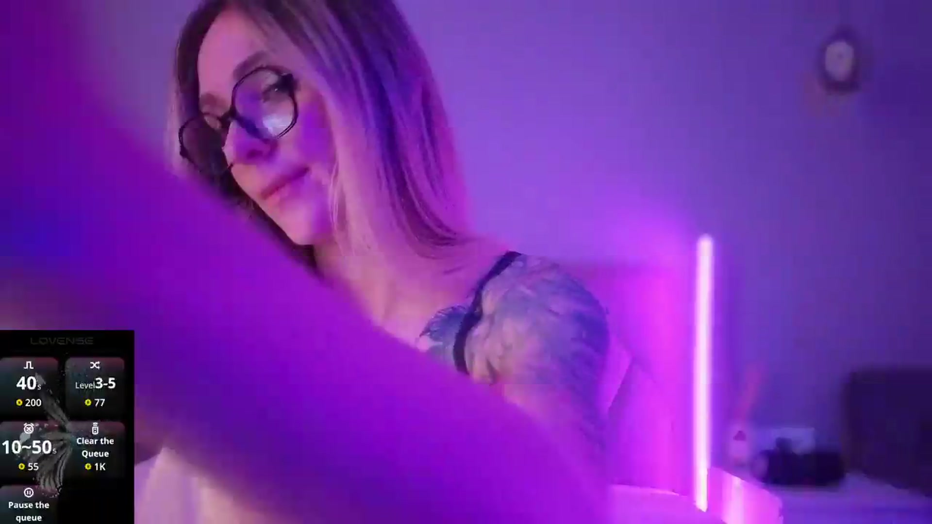 Gallery image thumbnail from Hot_ALISA's myfreecams stream on, 08/28/2026, 13:37 image 5 of 20