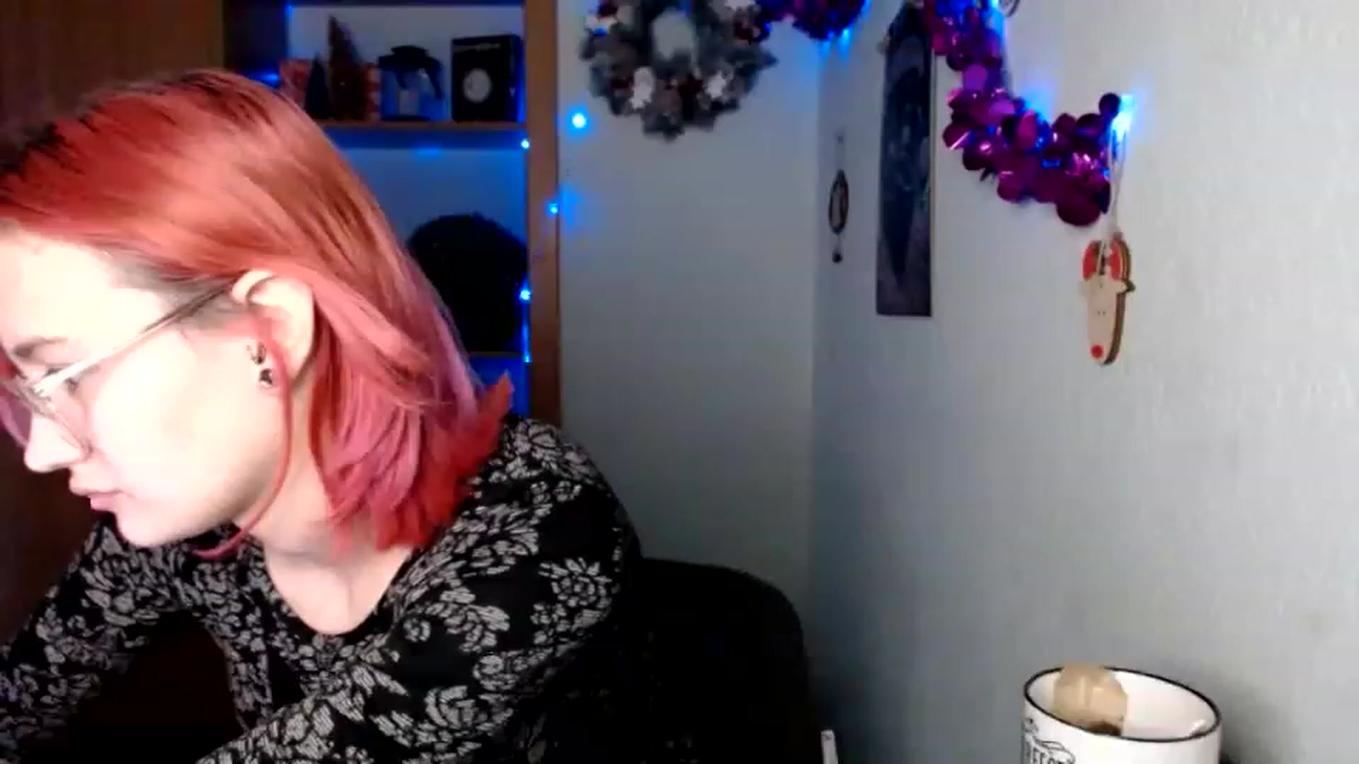 Gallery image thumbnail from Hot_Agata's myfreecams stream on, 12/01/2022, 14:28 image 16 of 20