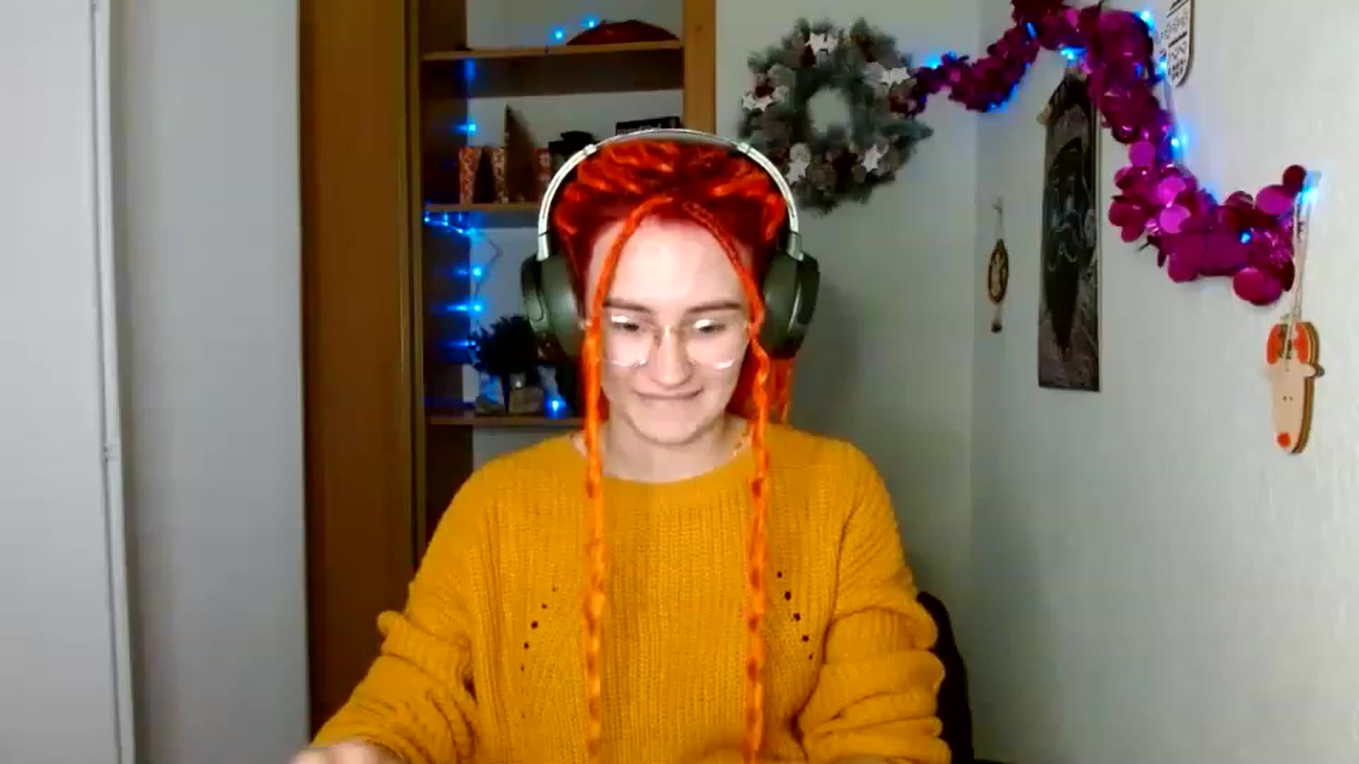 Gallery image thumbnail from Hot_Agata's myfreecams stream on, 12/08/2022, 12:45 image 11 of 20