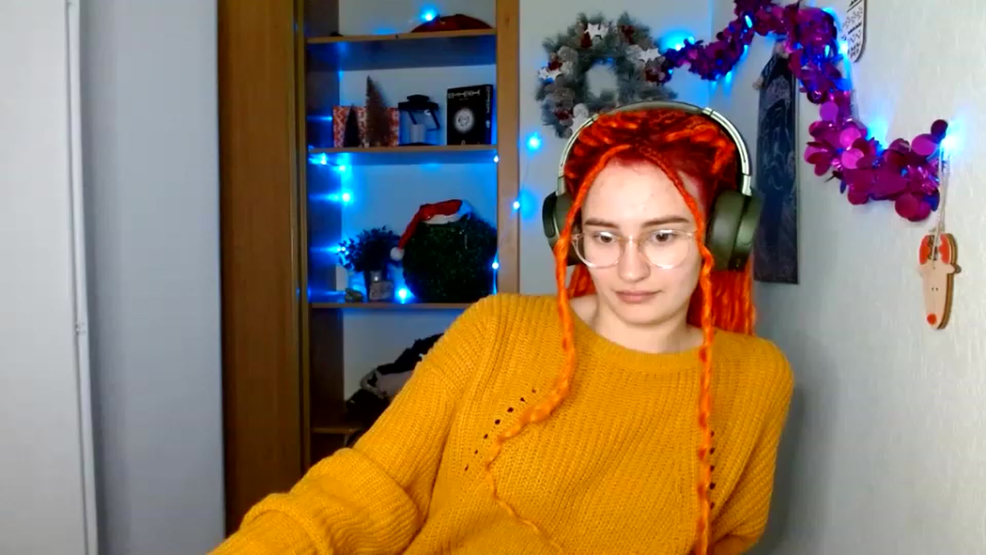 Gallery image thumbnail from Hot_Agata's myfreecams stream on, 12/08/2022, 13:05 image 17 of 20